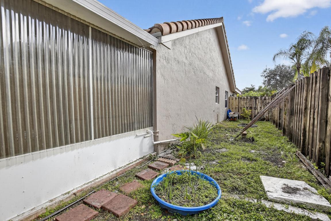 ARBORETUM AT DAVIE - Residential