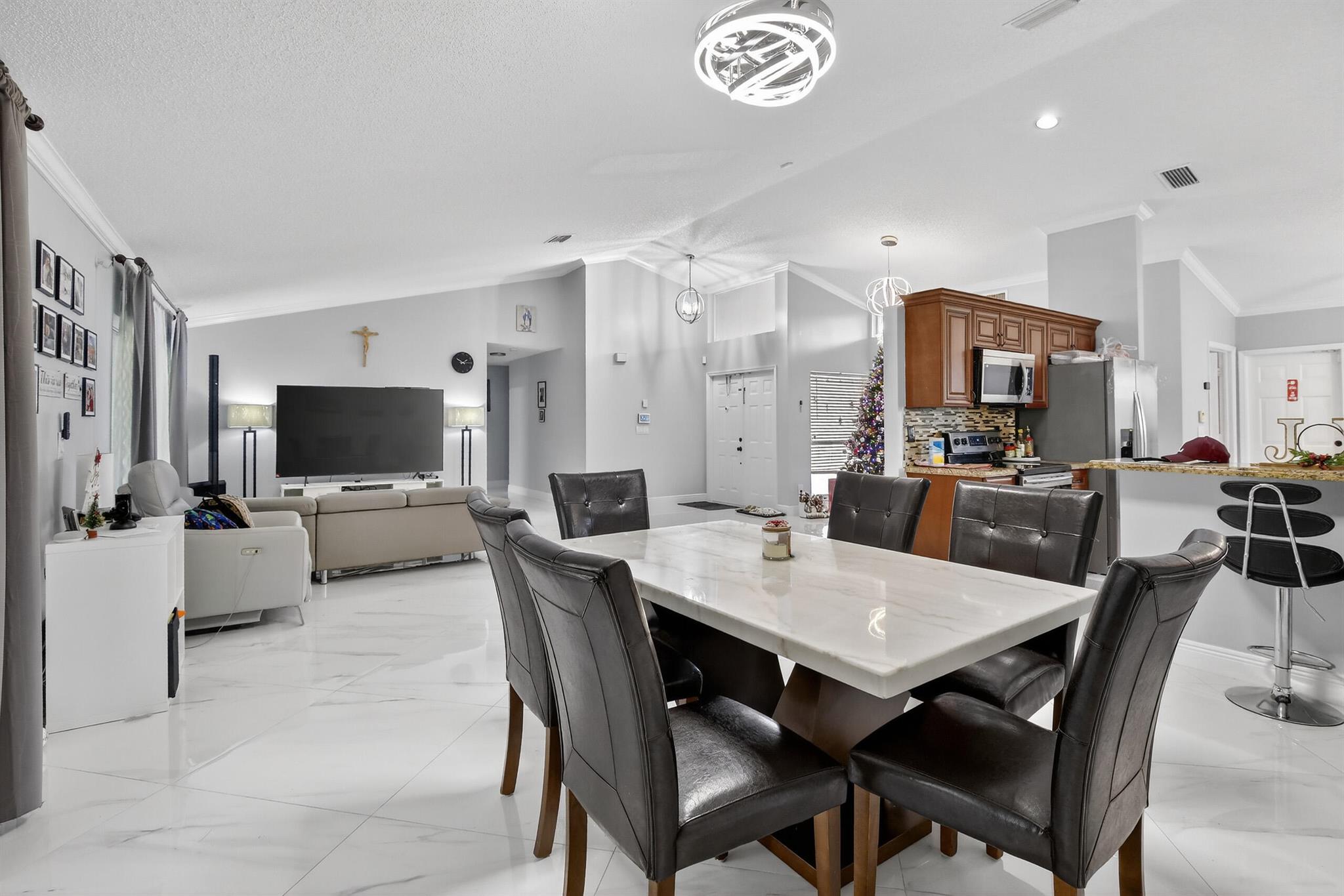 ARBORETUM AT DAVIE - Residential