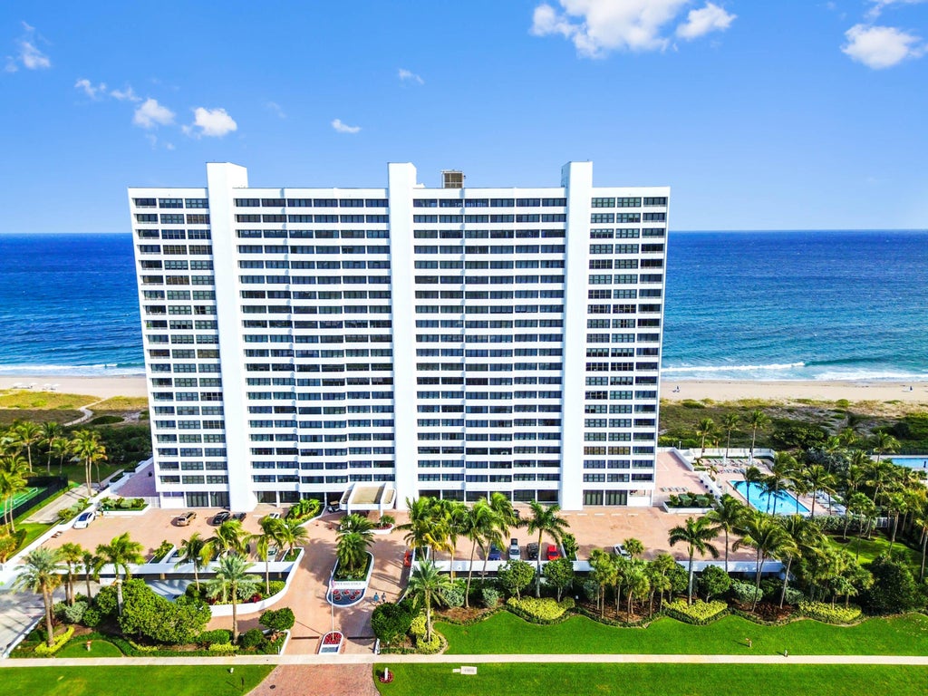 Photo of 2600 S Ocean Boulevard #3-e, Boca Raton, FL 33432 (MLS # R11144109)