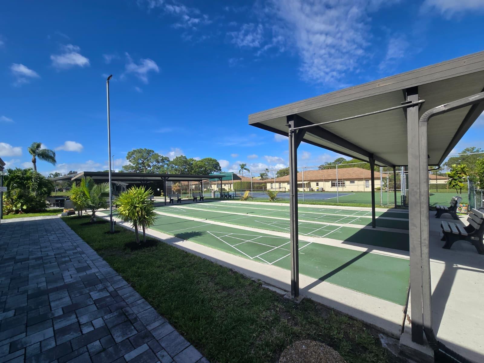 HIGH POINT OF DELRAY WEST CONDO SEC 3 - Residential