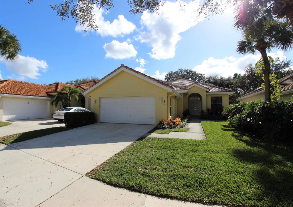 Photo of 240 Sussex Circle, Jupiter, FL 33458 (MLS # R11105455)