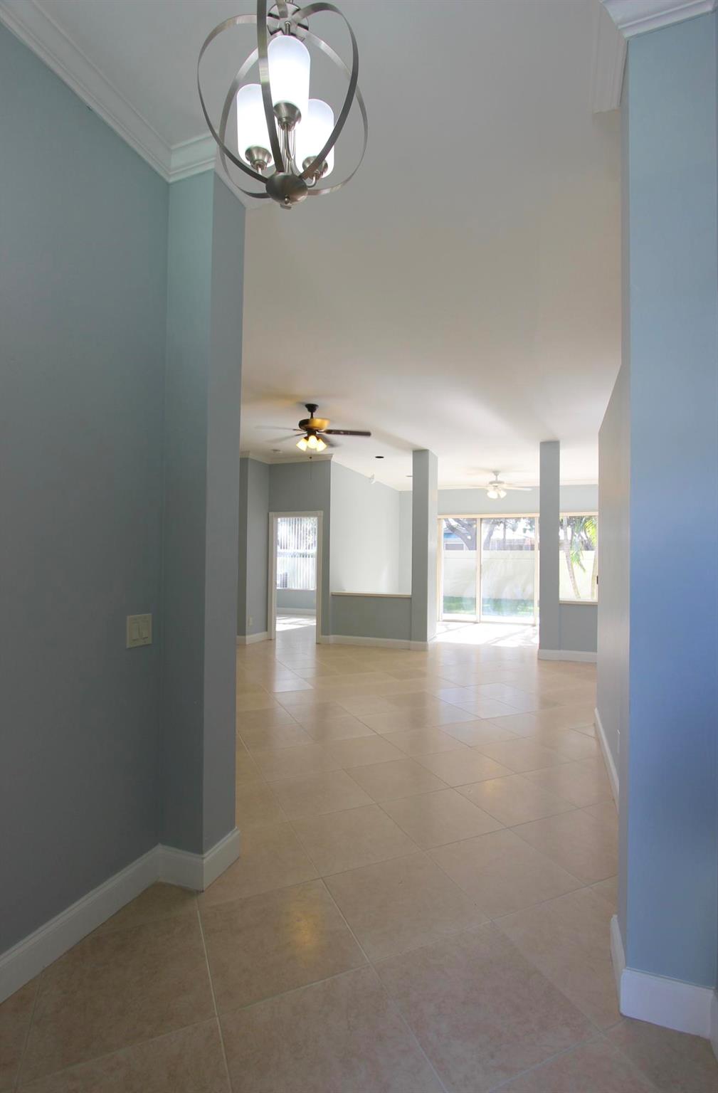 240 Sussex Circle