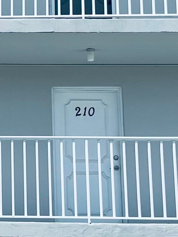 View photos, virtual tours, details... 5961 NW 2nd Avenue S 2100