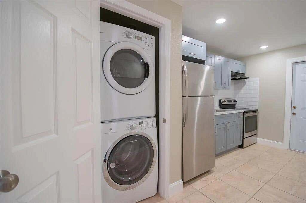 Photo of 508 N 23RD Street, Fort Pierce, FL 34950 (MLS # B26058633)
