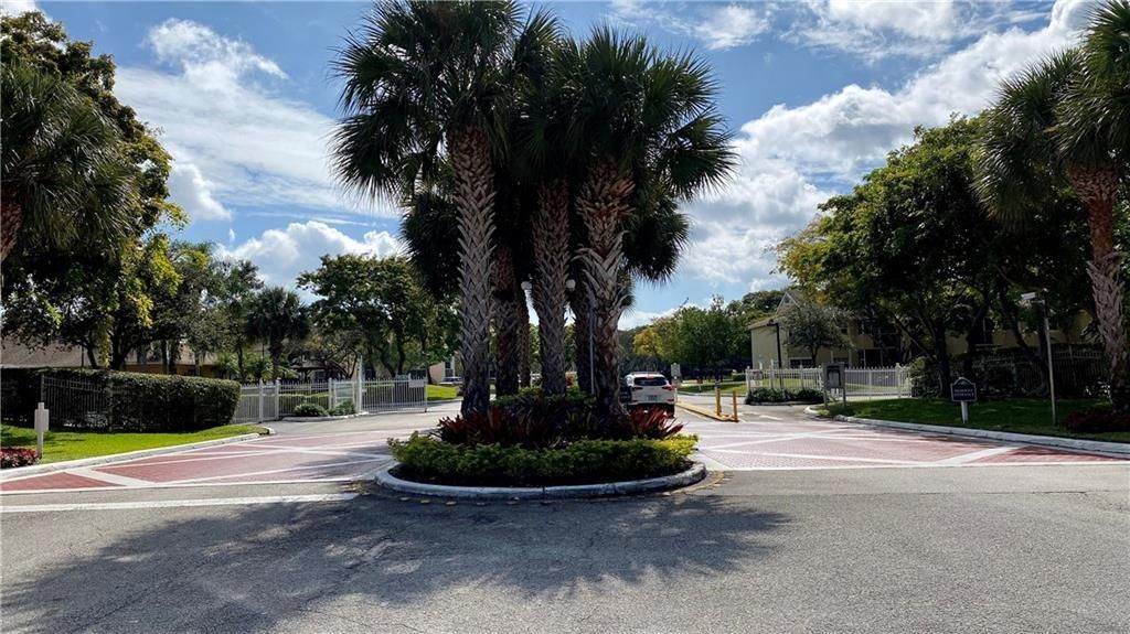 Photo of 601 Cypress Lake Boulevard #I14, Pompano Beach, FL 33064 (MLS # F10491287)