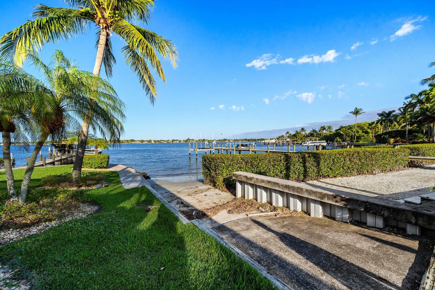 Pennock Point - Residential