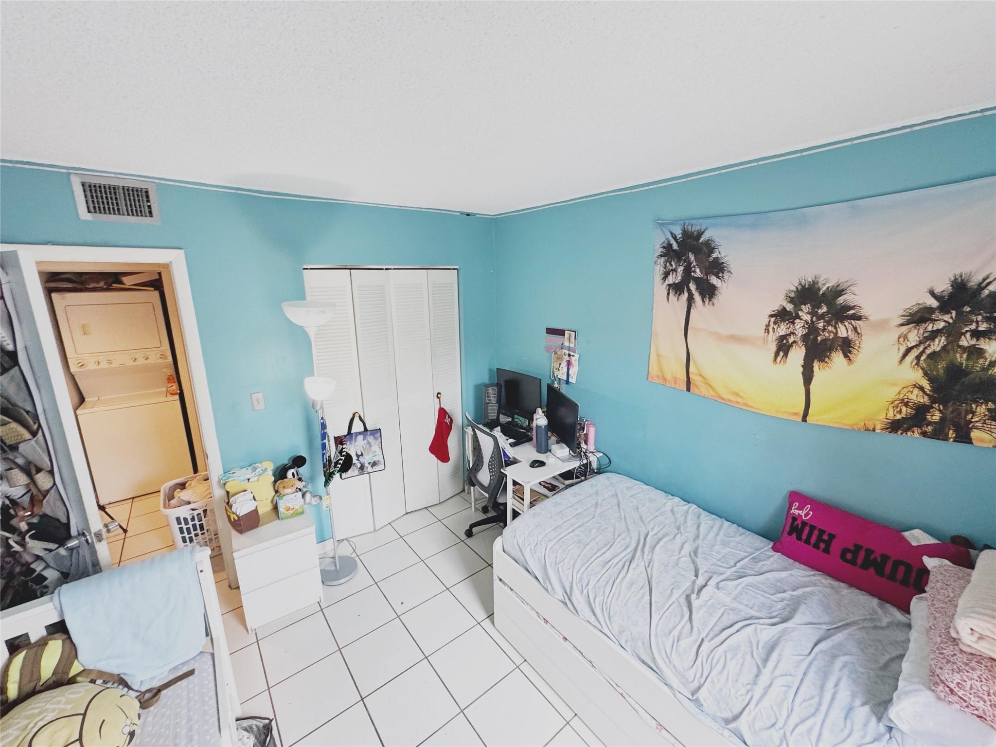 International Condo - Residential
