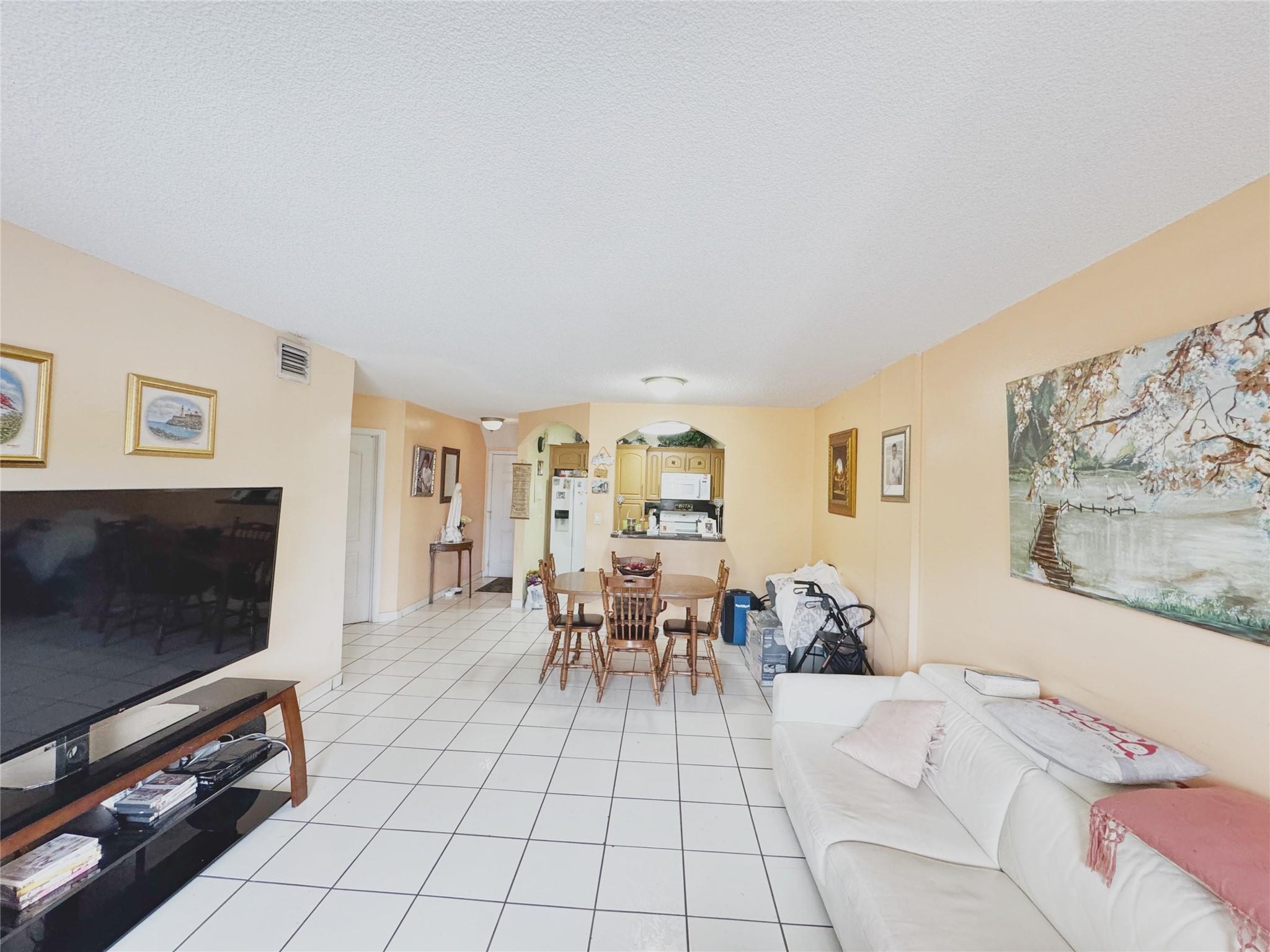 International Condo - Residential