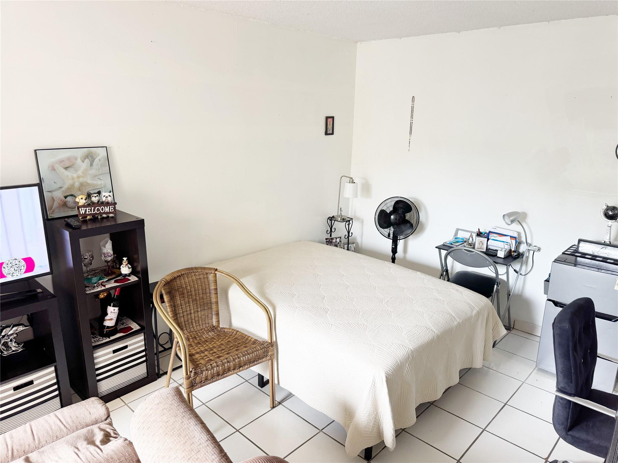 International Condo - Residential