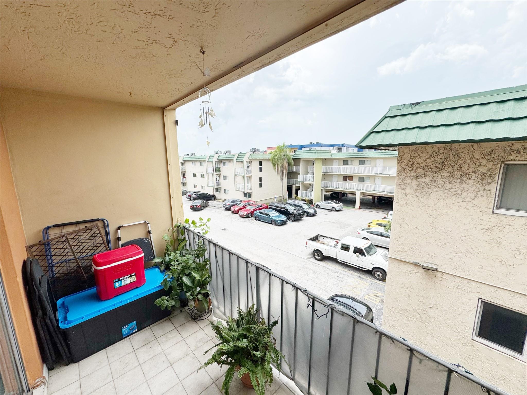International Condo - Residential