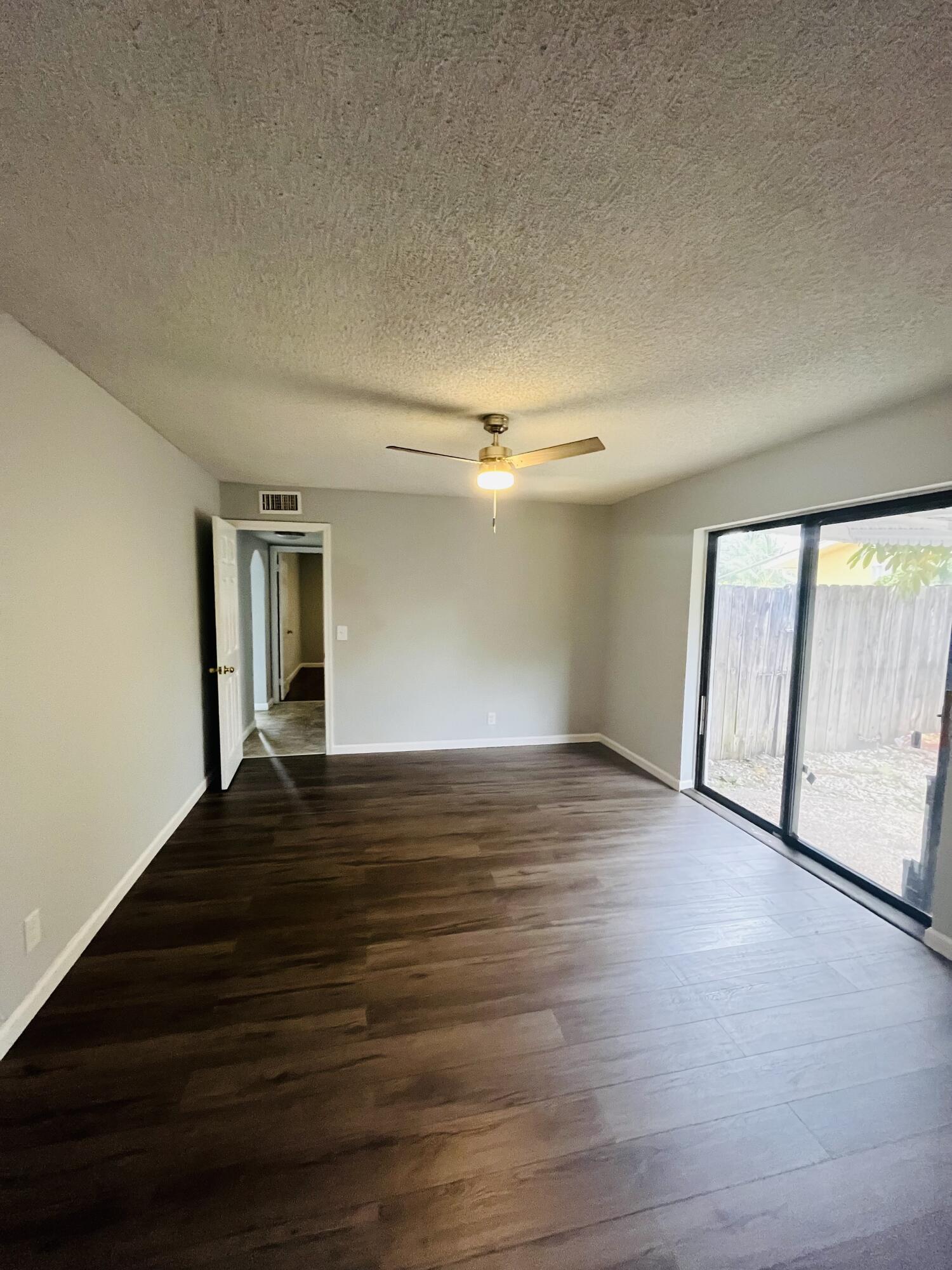 PALM-AIRE VILLAGE 2ND SEC - Residential Lease