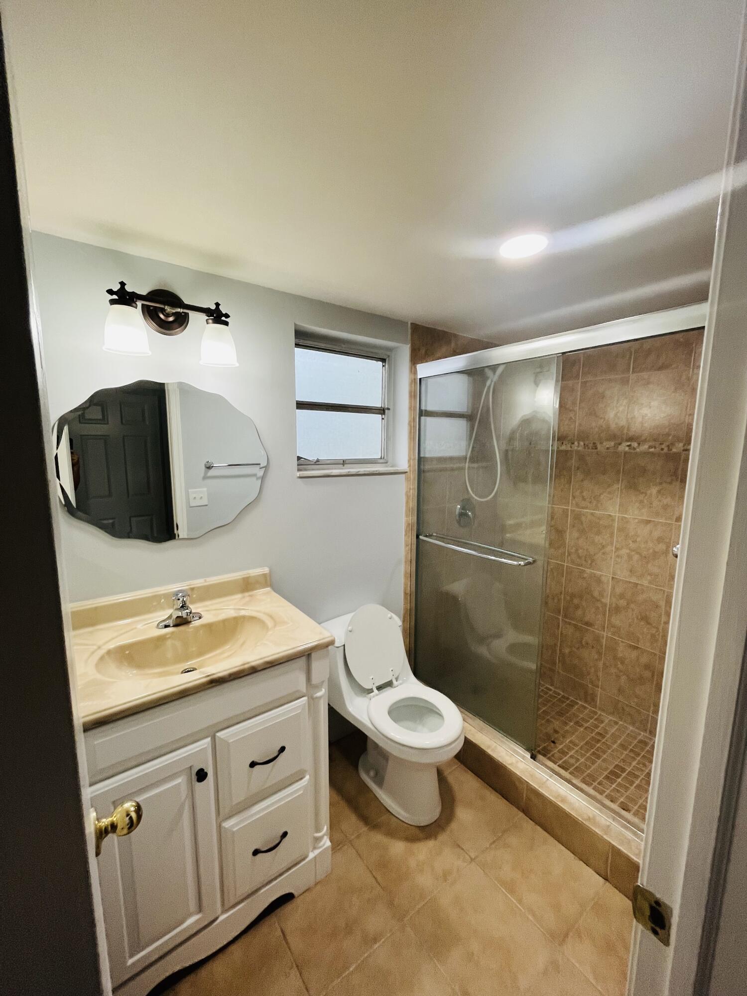 PALM-AIRE VILLAGE 2ND SEC - Residential Lease