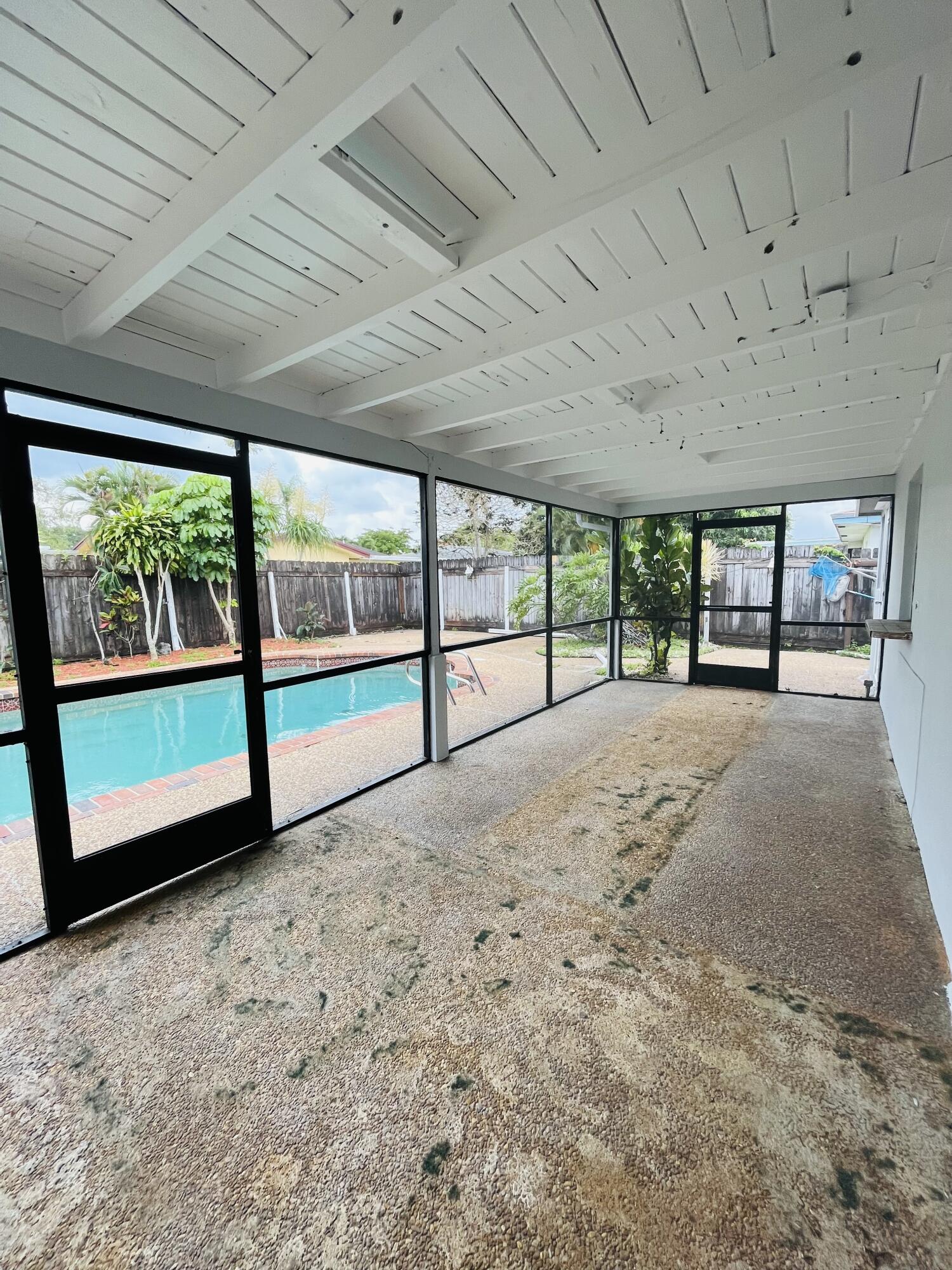 PALM-AIRE VILLAGE 2ND SEC - Residential Lease