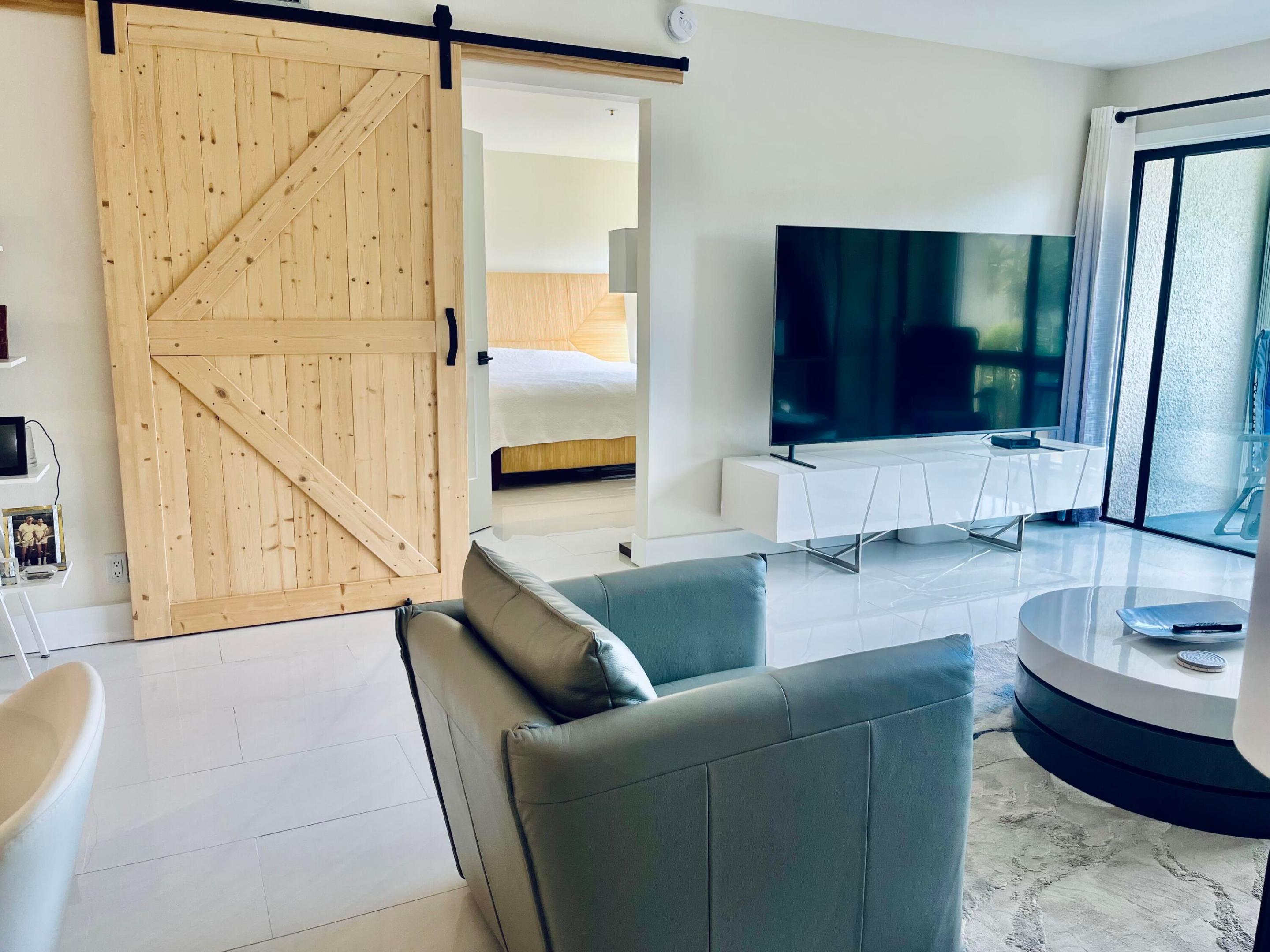 LANDS OF THE PRESIDENT COND 8-A & 8-B - Residential Lease