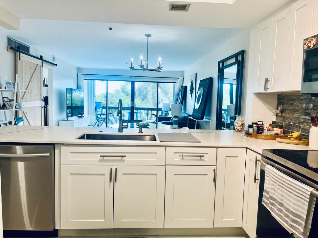 Photo of 3000 Presidential Way #306, West Palm Beach, FL 33401 (MLS # R11164380)