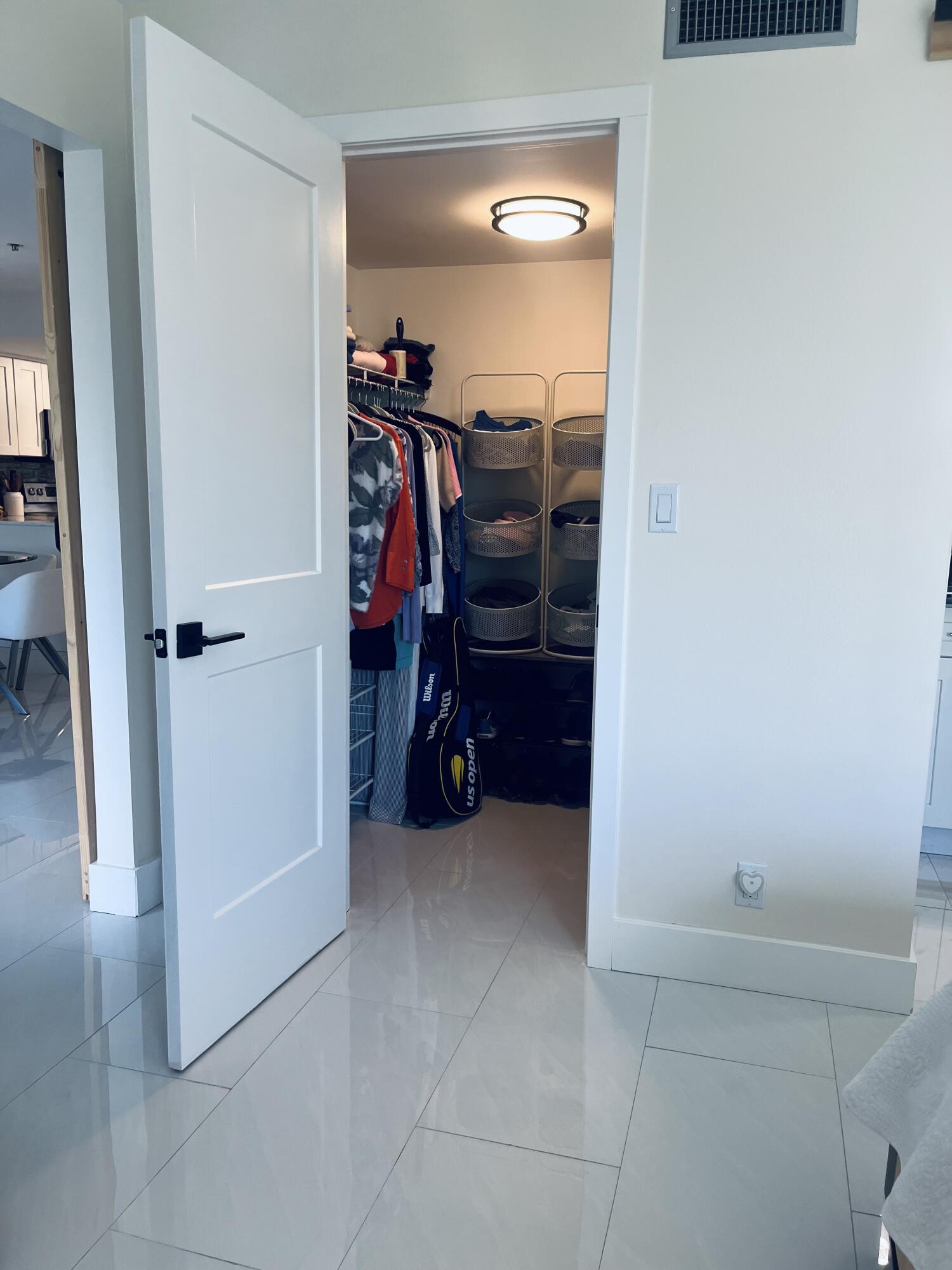 LANDS OF THE PRESIDENT COND 8-A & 8-B - Residential Lease