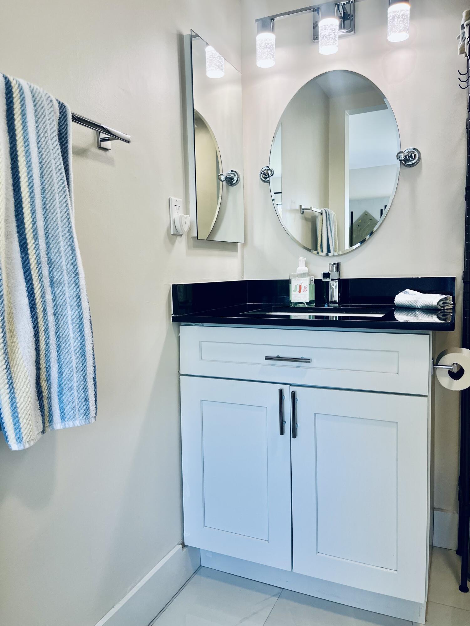 LANDS OF THE PRESIDENT COND 8-A & 8-B - Residential Lease