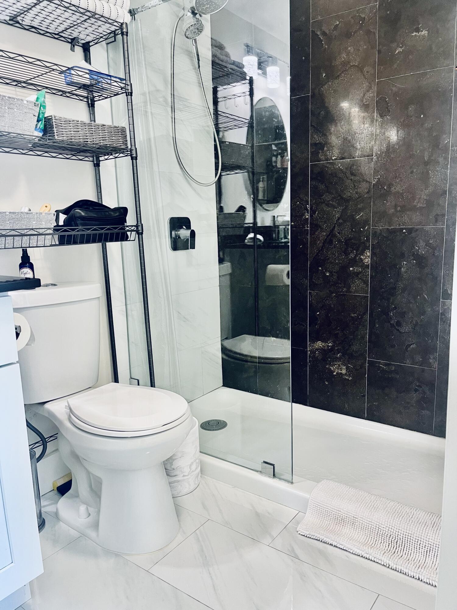 LANDS OF THE PRESIDENT COND 8-A & 8-B - Residential Lease