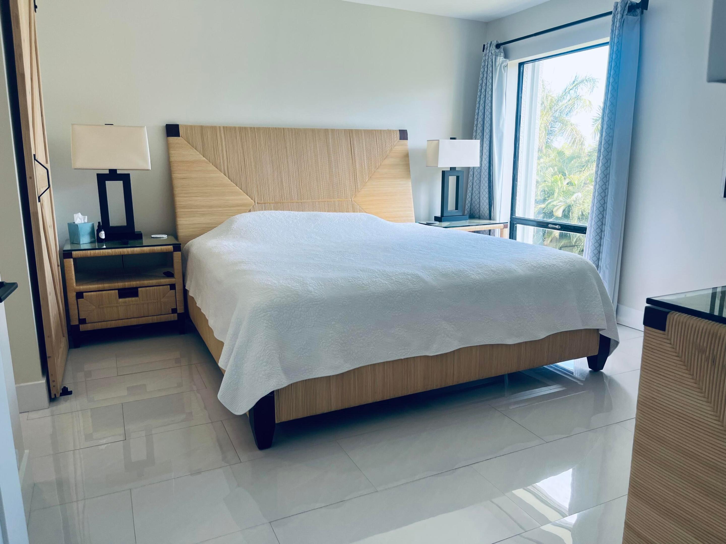 LANDS OF THE PRESIDENT COND 8-A & 8-B - Residential Lease