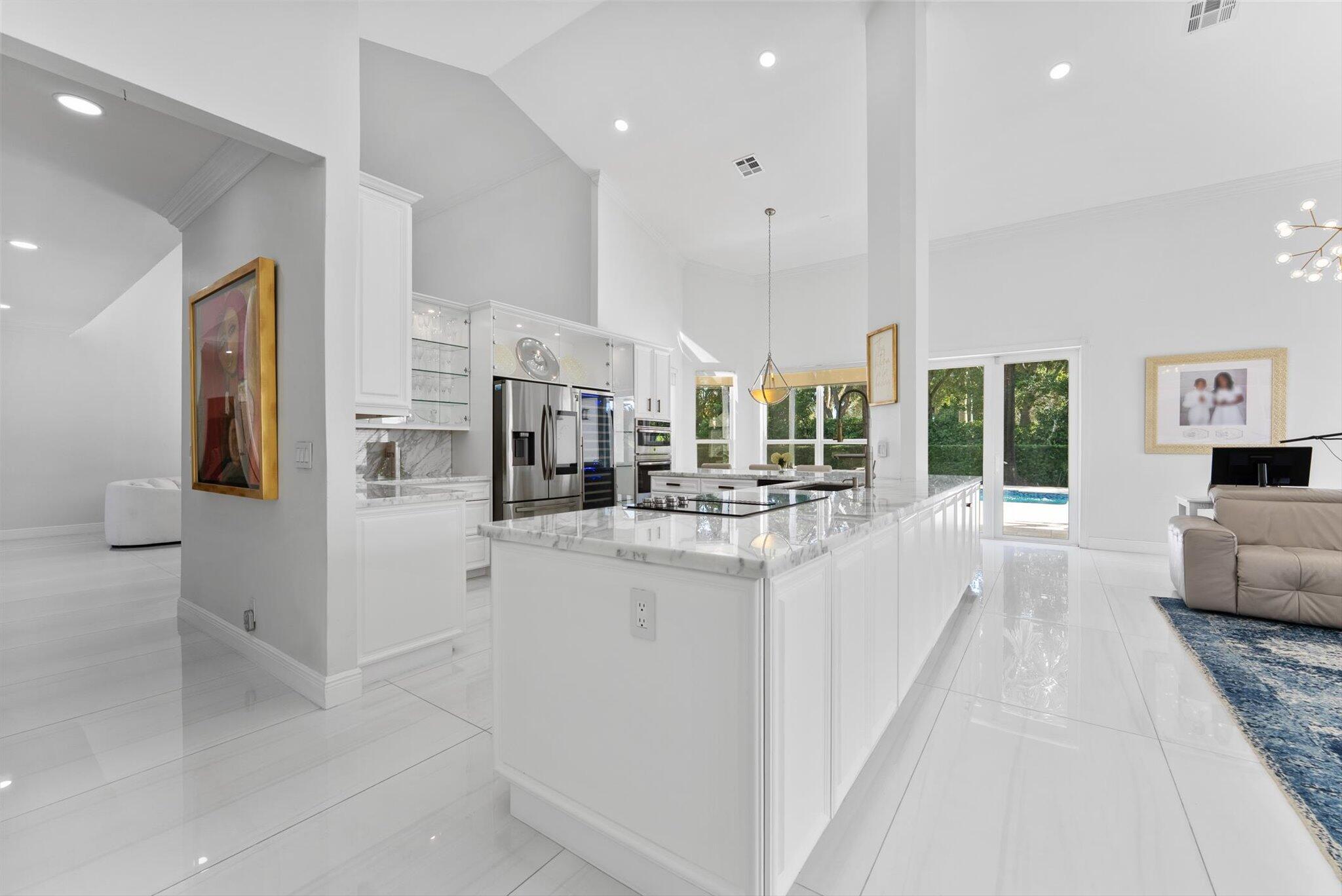 Tequesta Lakes  COUNTRY ISLES - Residential