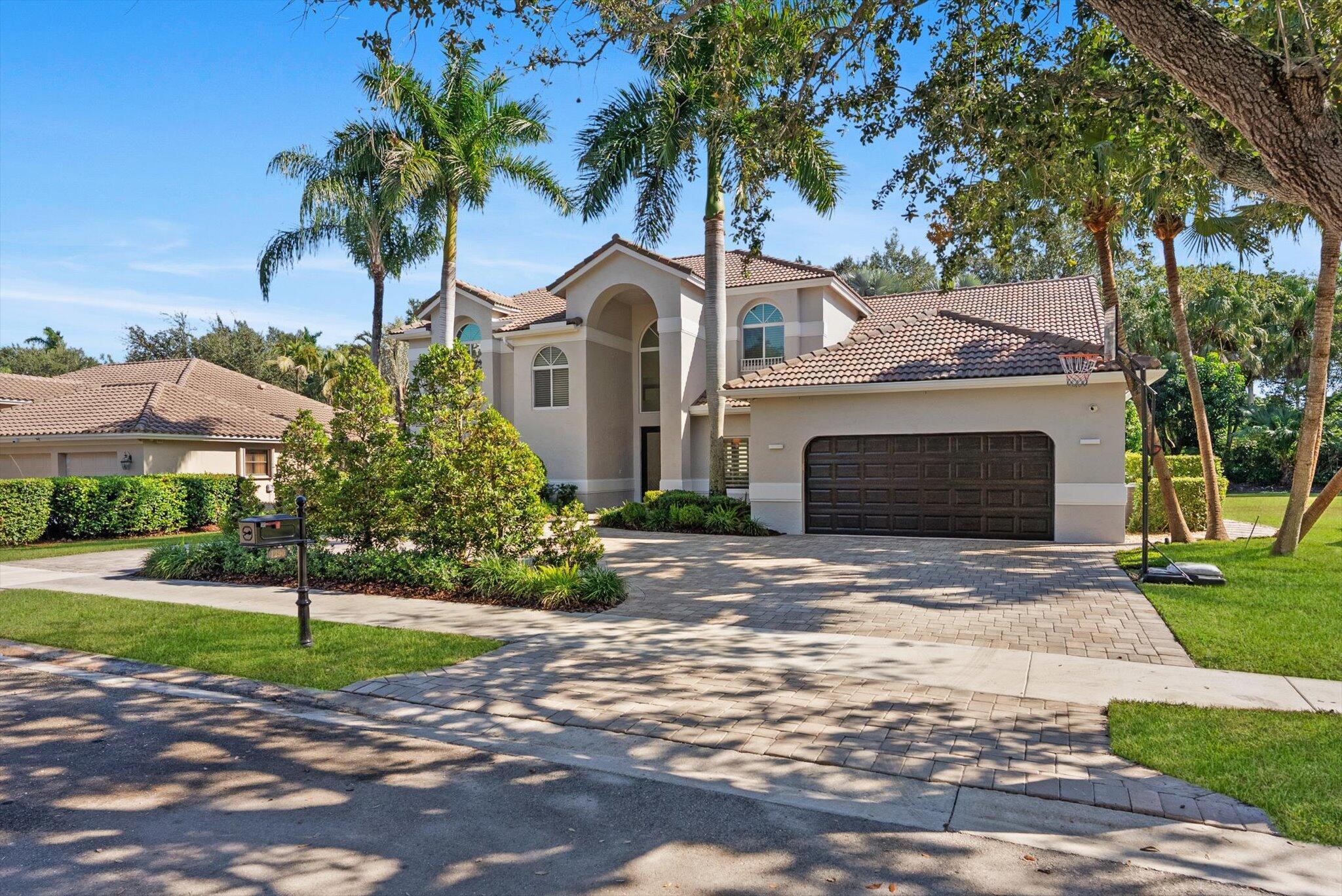 Tequesta Lakes  COUNTRY I - Residential