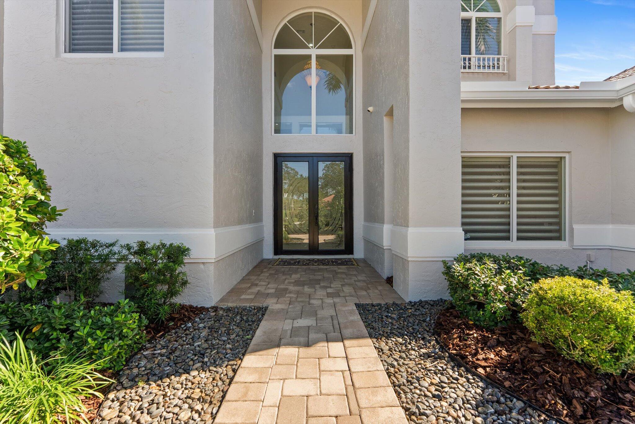 Tequesta Lakes  COUNTRY I - Residential