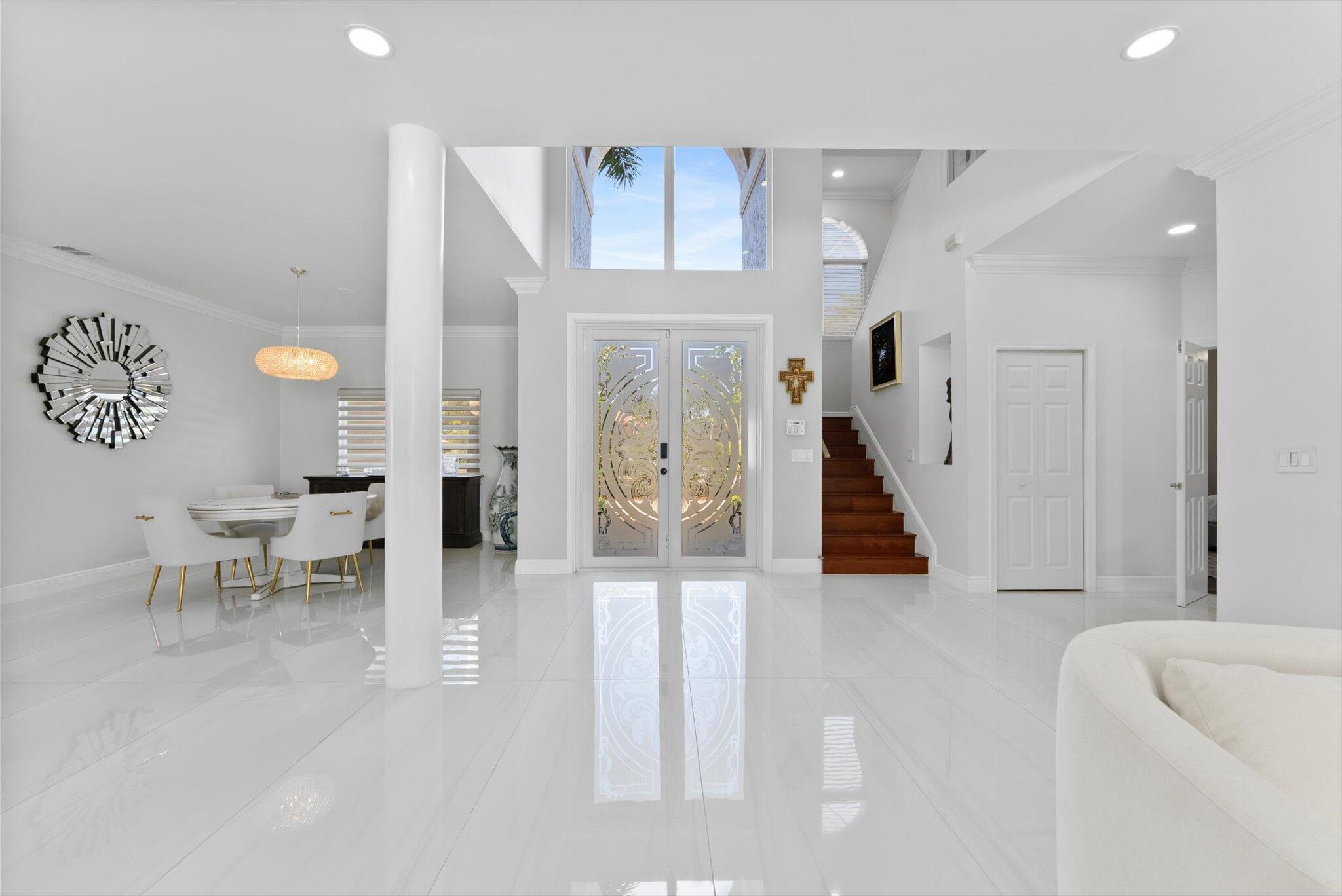 Tequesta Lakes  COUNTRY I - Residential