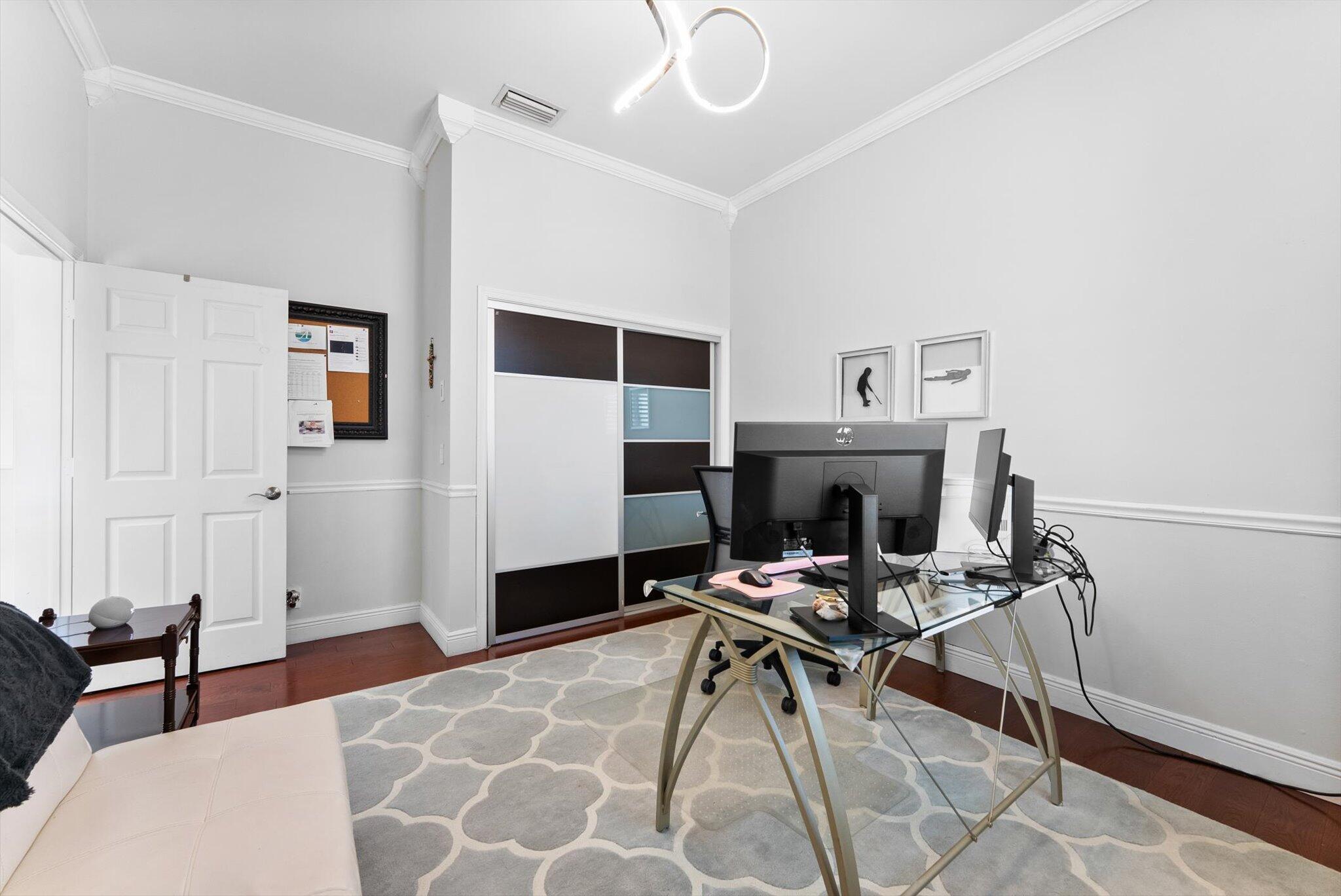 Tequesta Lakes  COUNTRY I - Residential