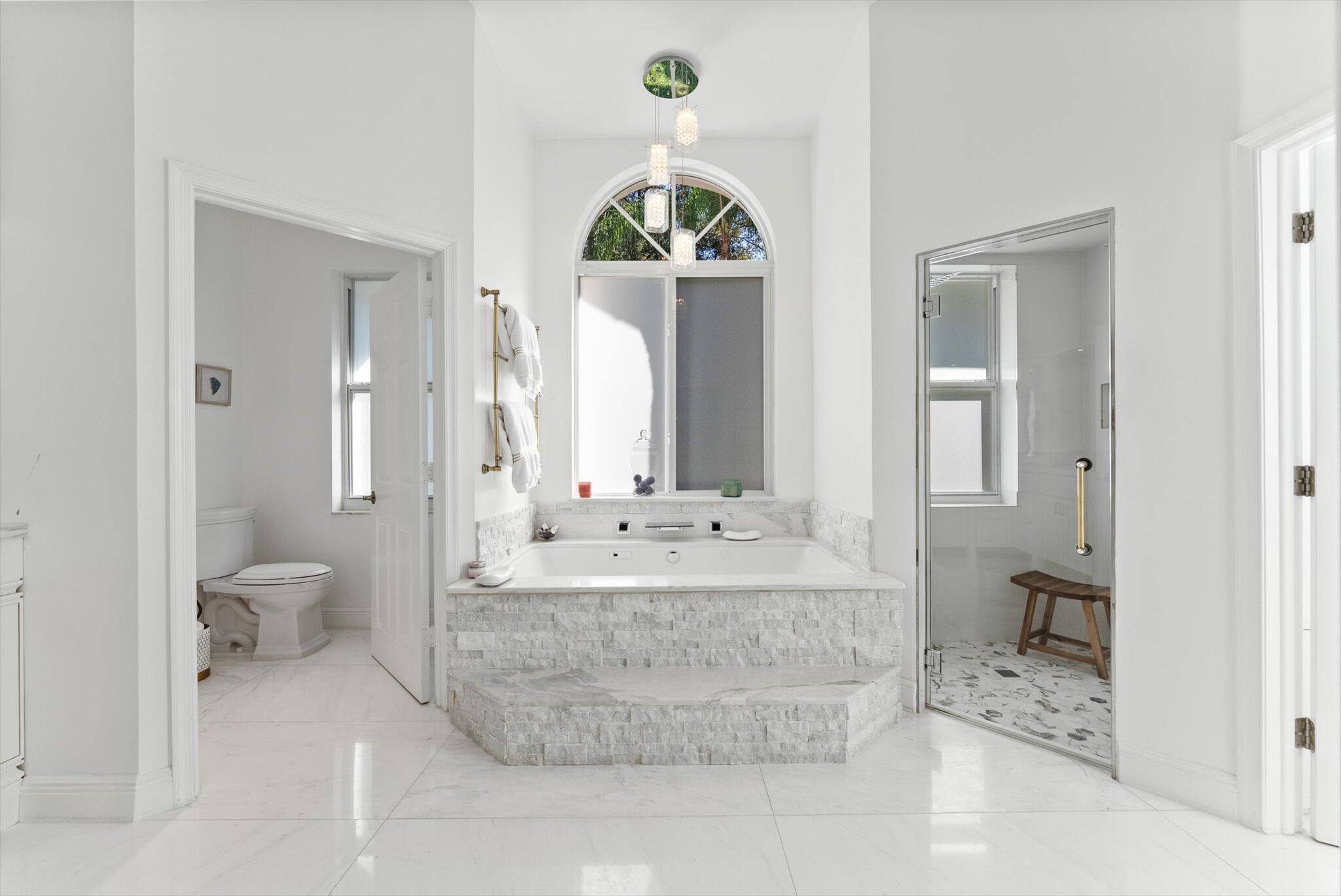 Tequesta Lakes  COUNTRY ISLES - Residential