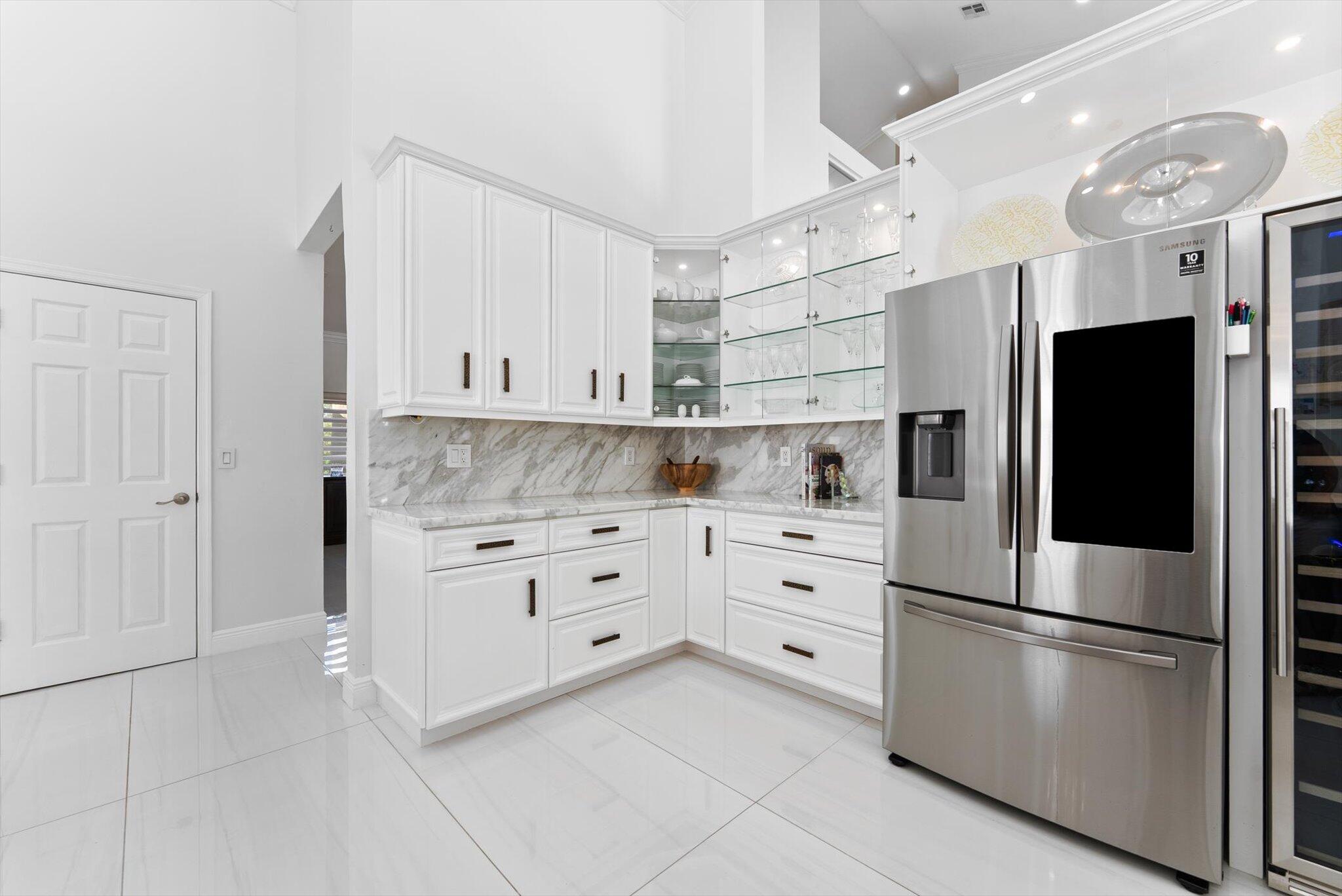 Tequesta Lakes  COUNTRY ISLES - Residential