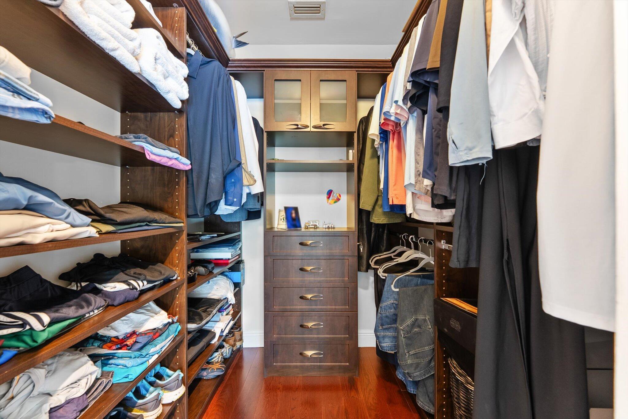 Tequesta Lakes  COUNTRY I - Residential