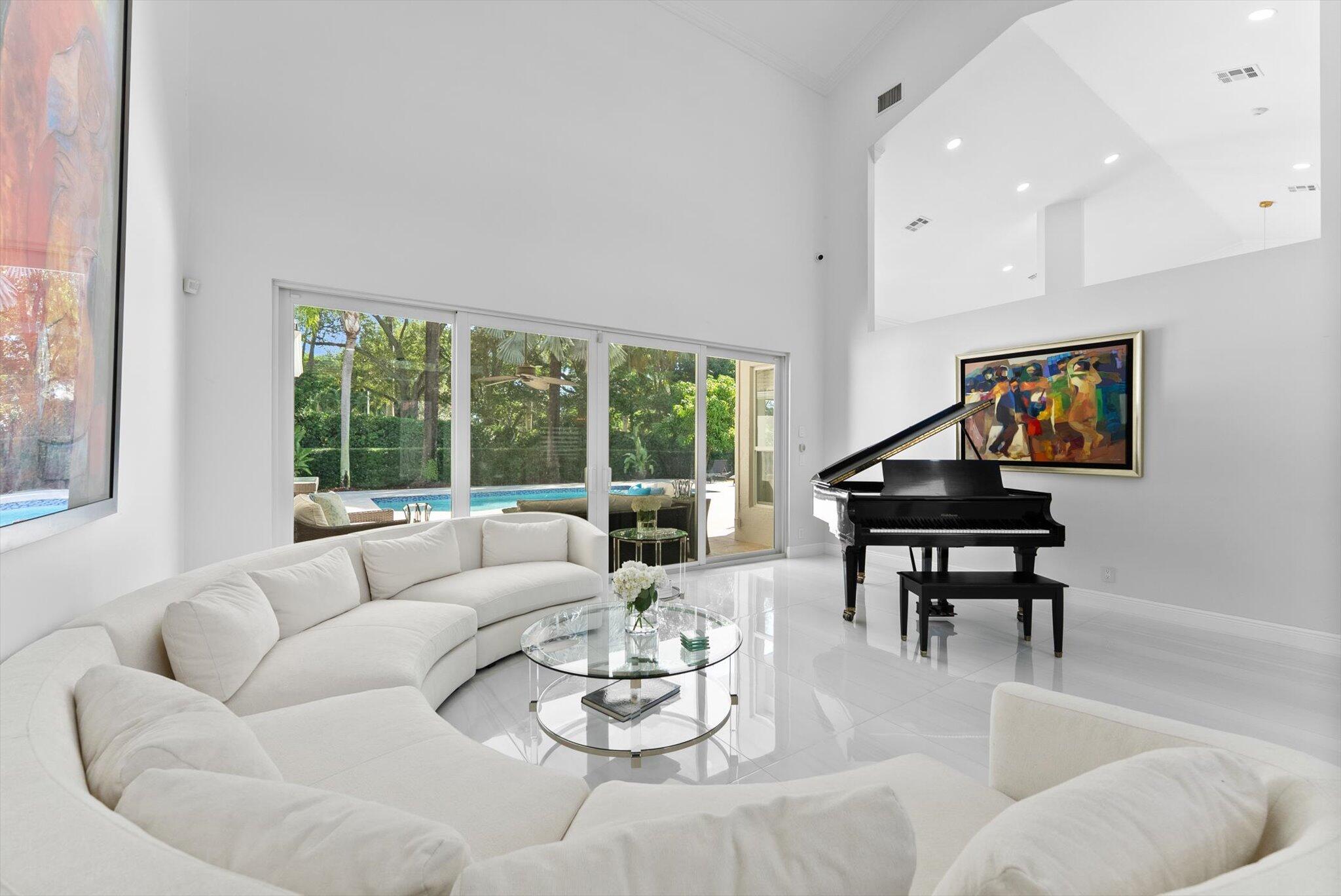 Tequesta Lakes  COUNTRY ISLES - Residential