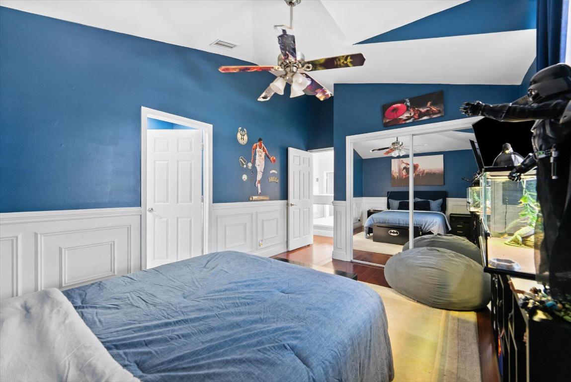 Tequesta Lakes  COUNTRY ISLES - Residential