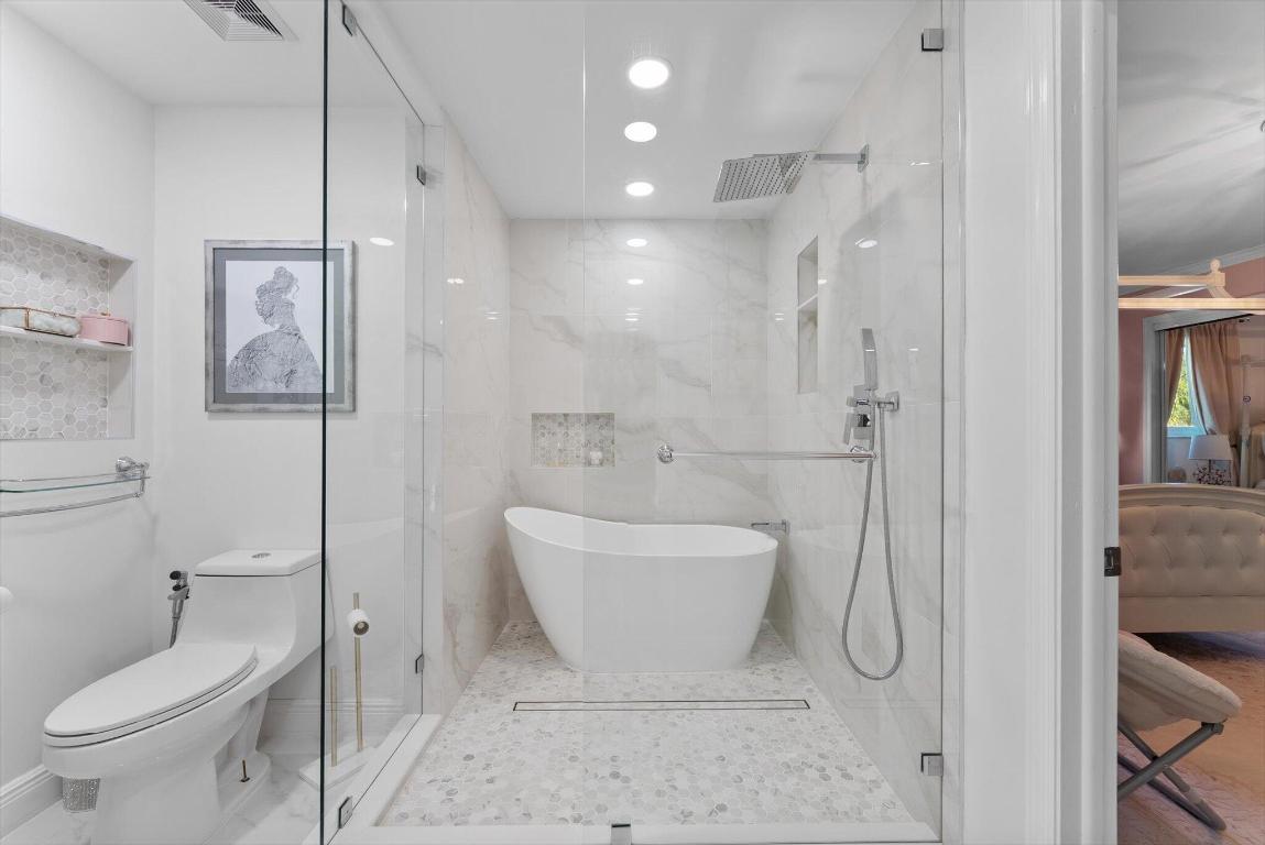 Tequesta Lakes  COUNTRY ISLES - Residential