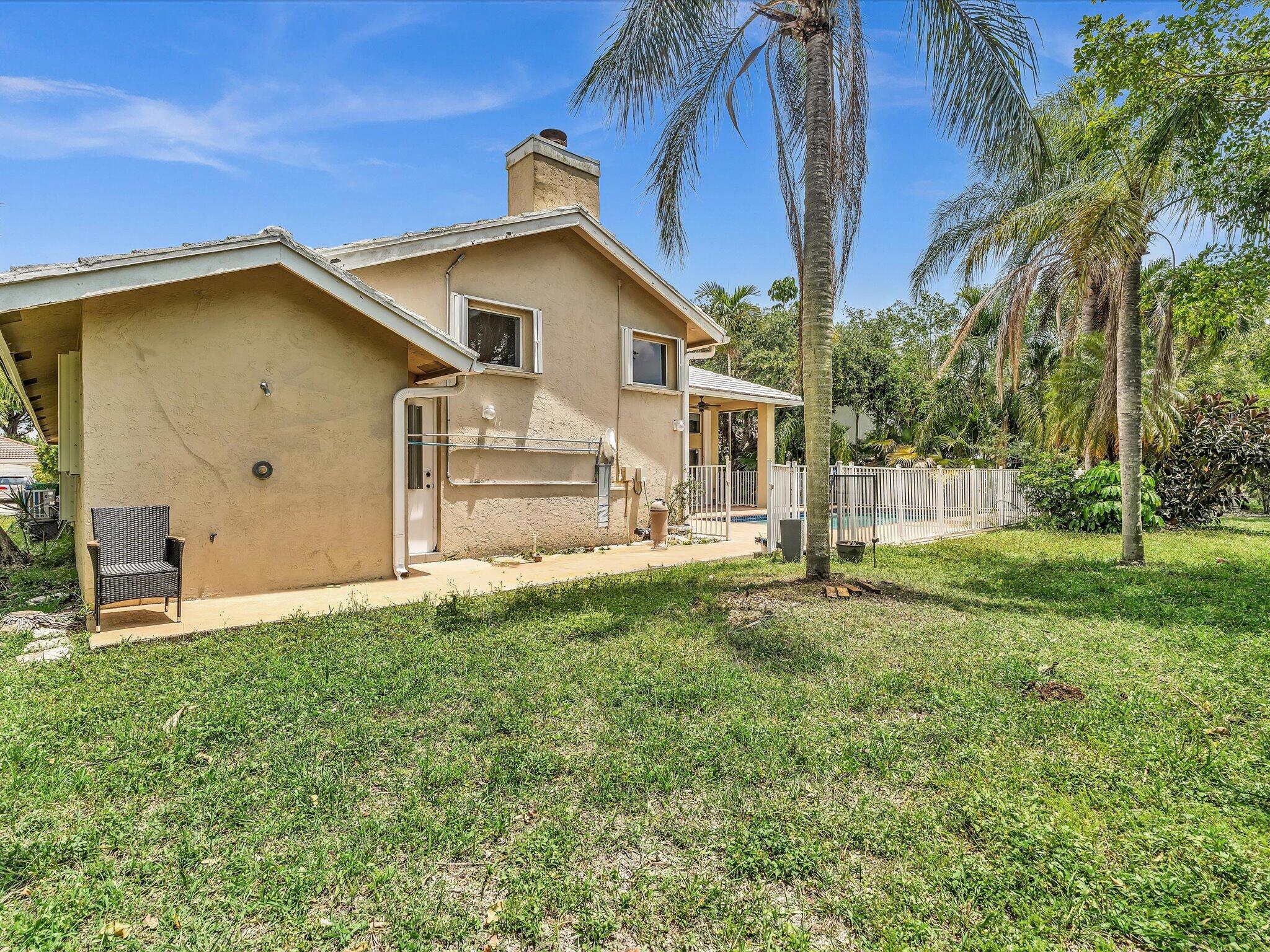 GLENOAKS - Residential