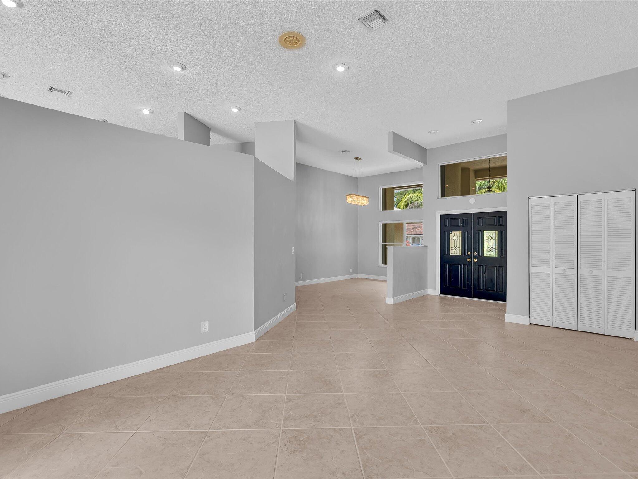 GLENOAKS - Residential