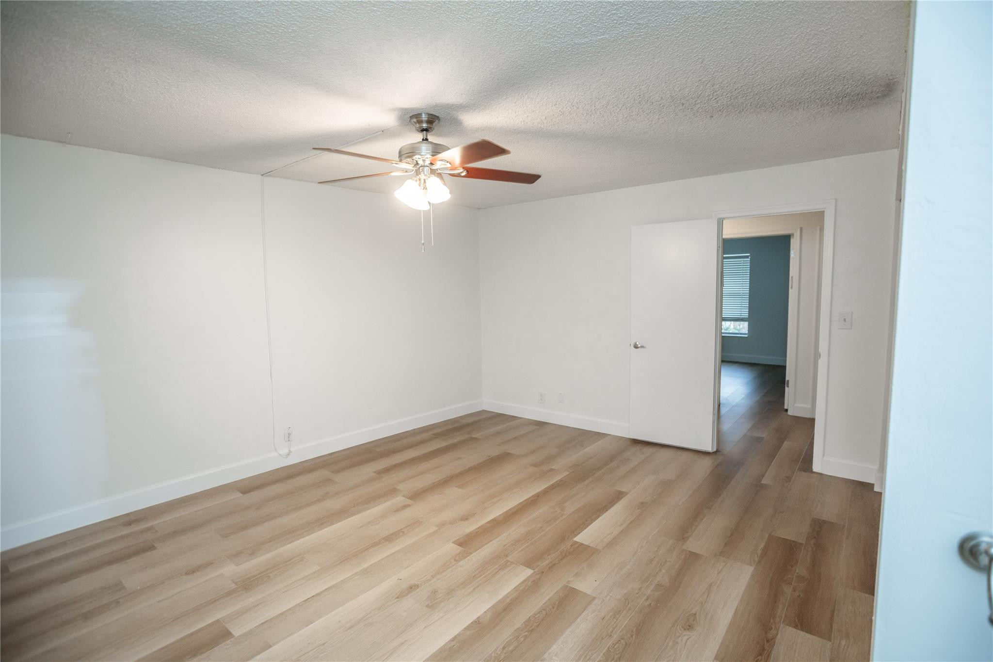 NOVA TOWNHOUSES CONDOMINIUM 2 - Residential Lease