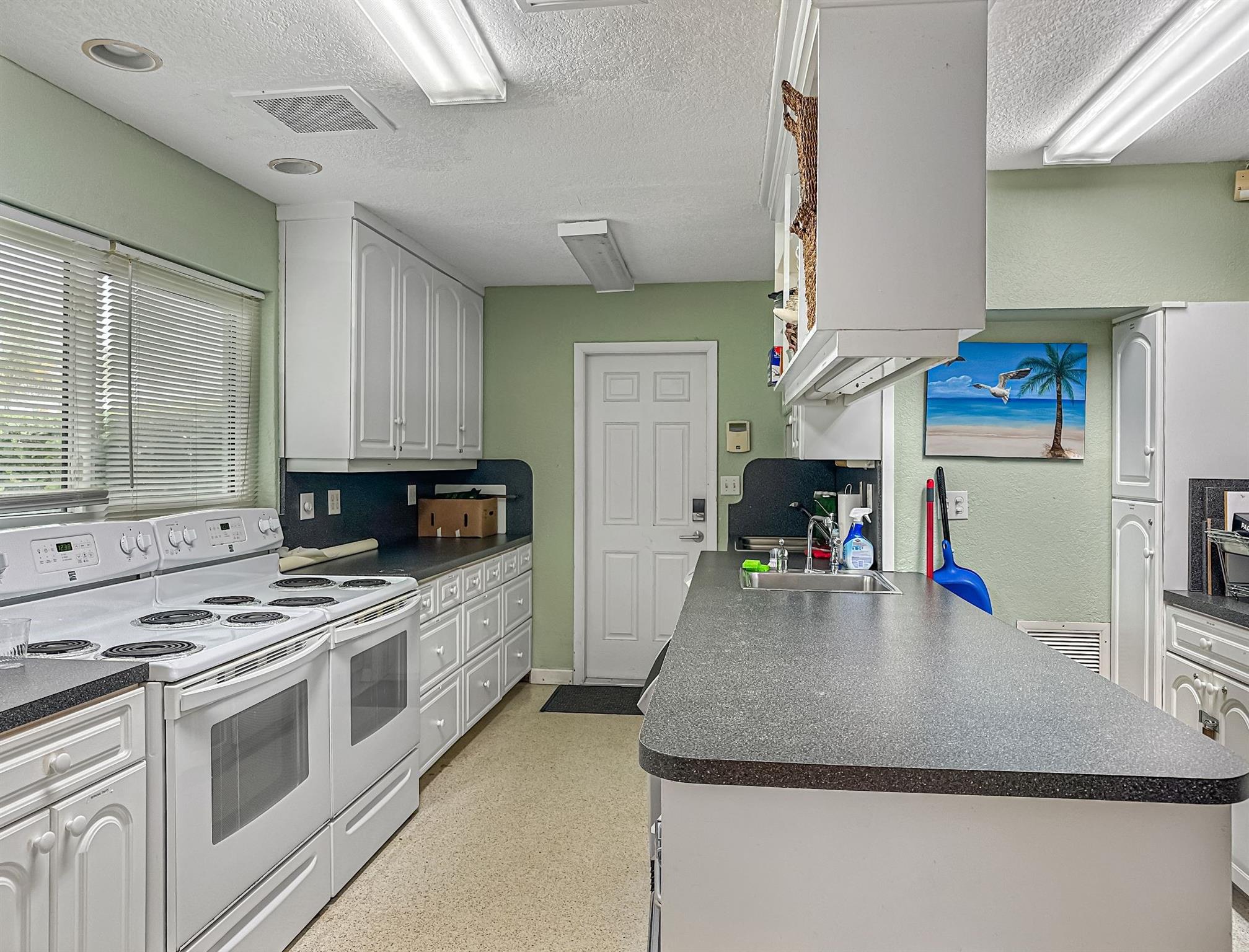 Palm Club Co-Op - Residential