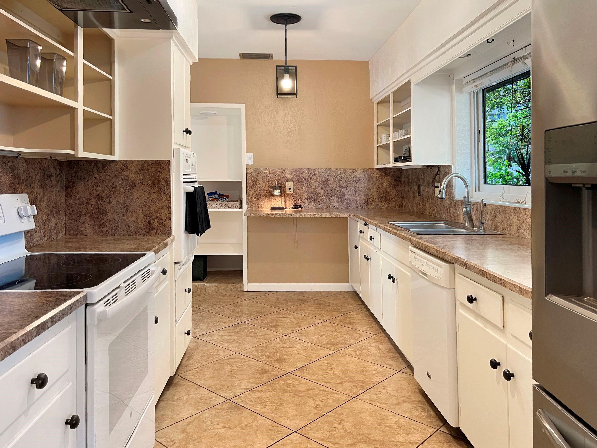 Palm Club Co-Op - Residential