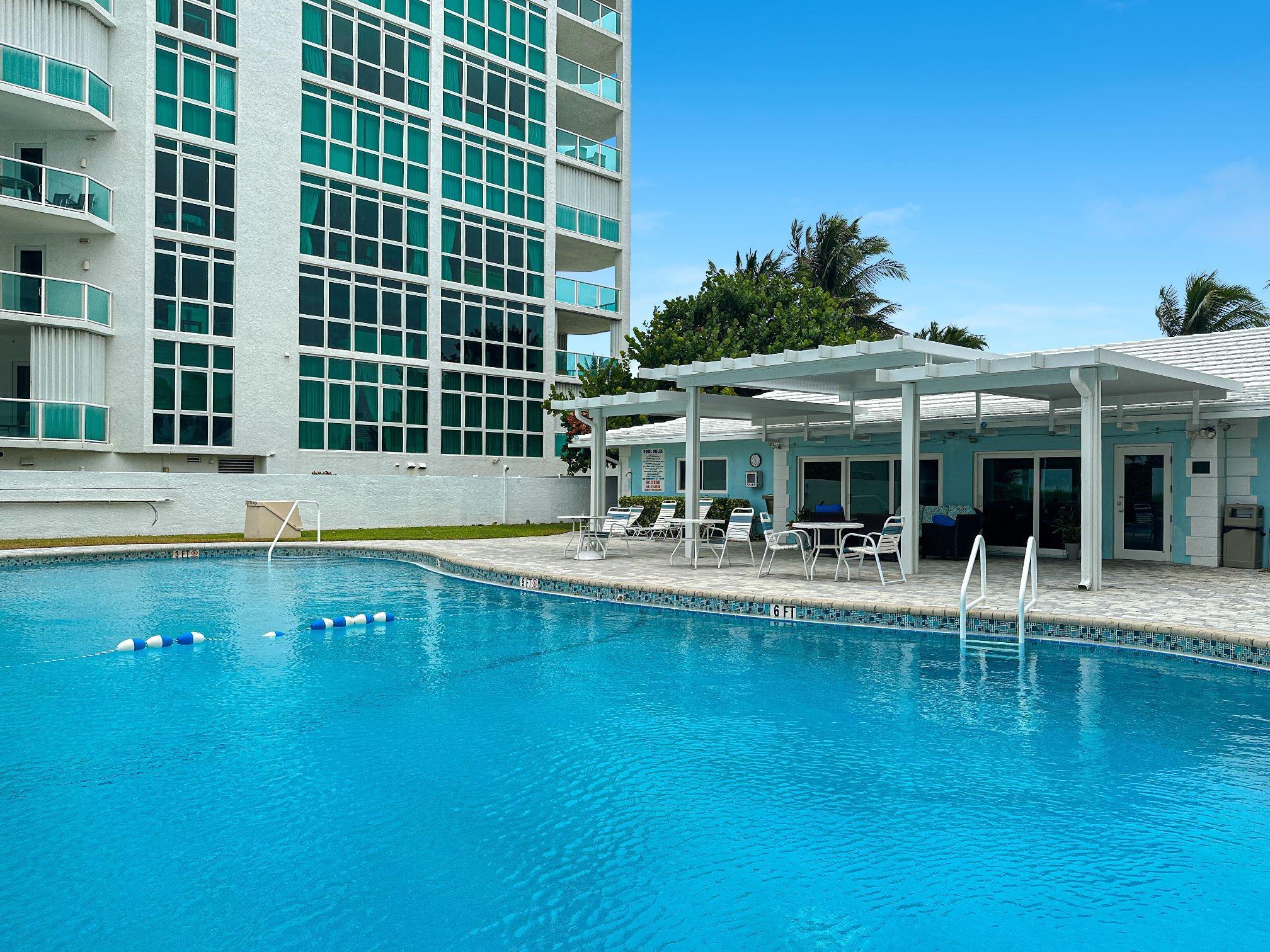 Palm Club Co-Op - Residential