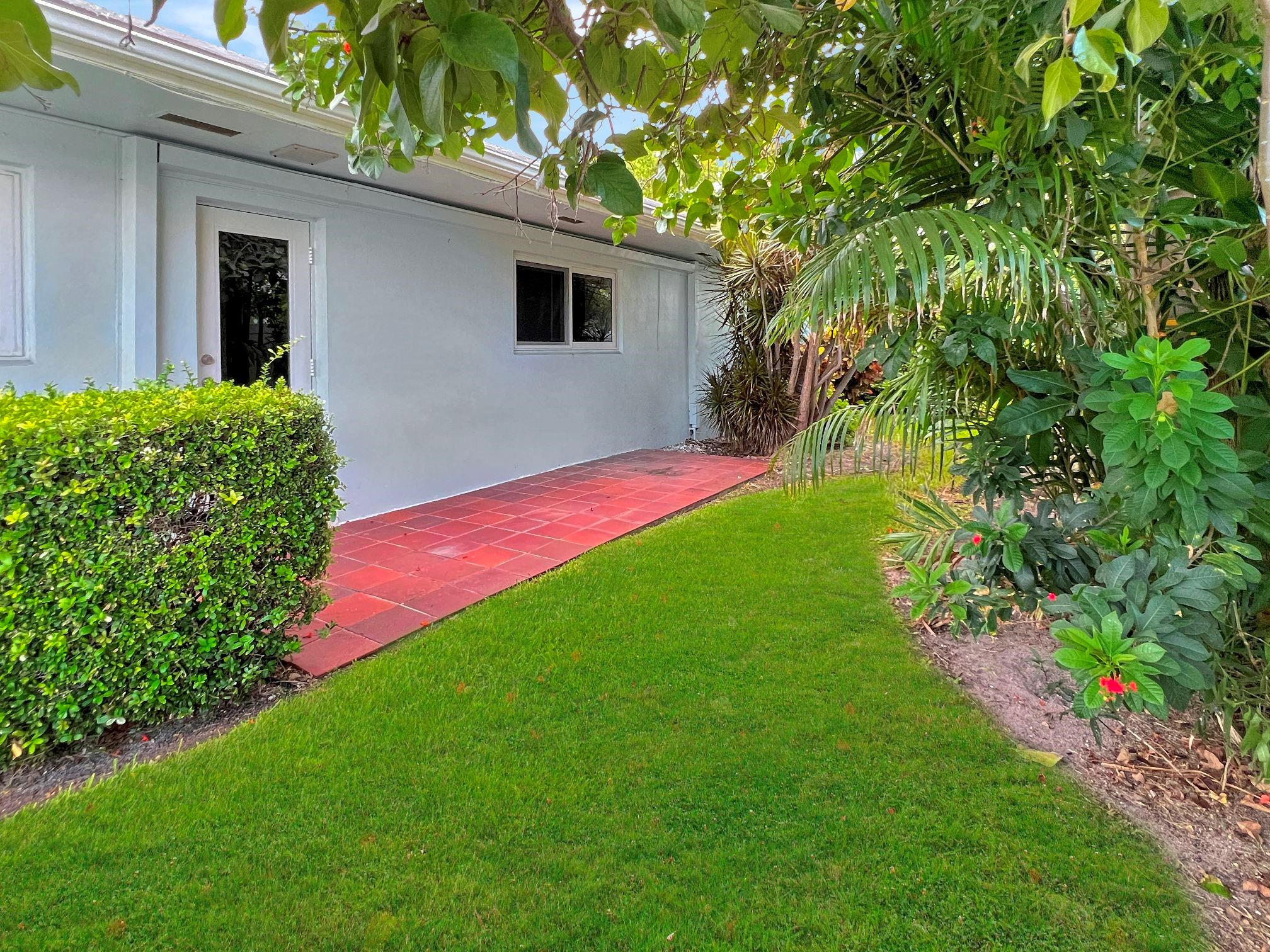 Palm Club Co-Op - Residential