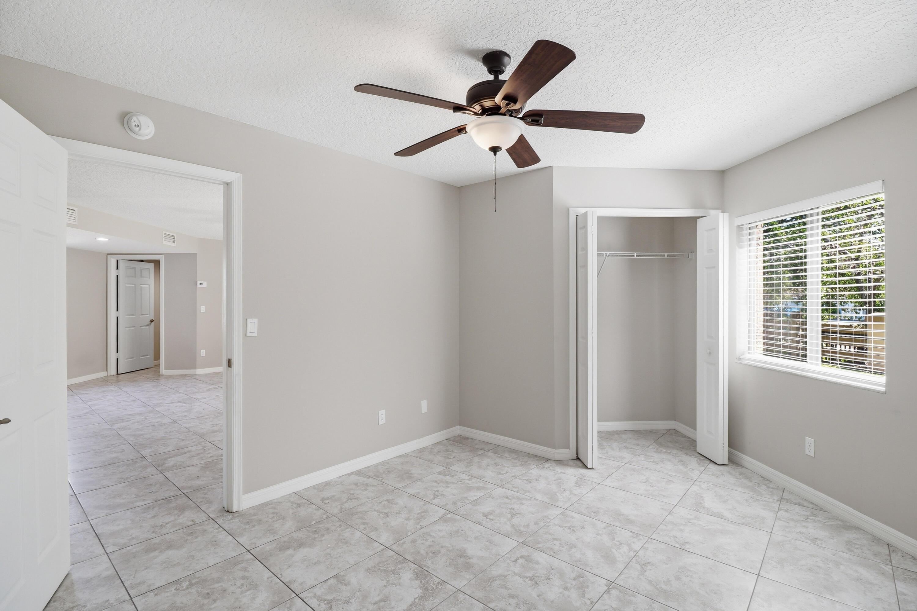 METES AND BOUNDS - Residential Lease
