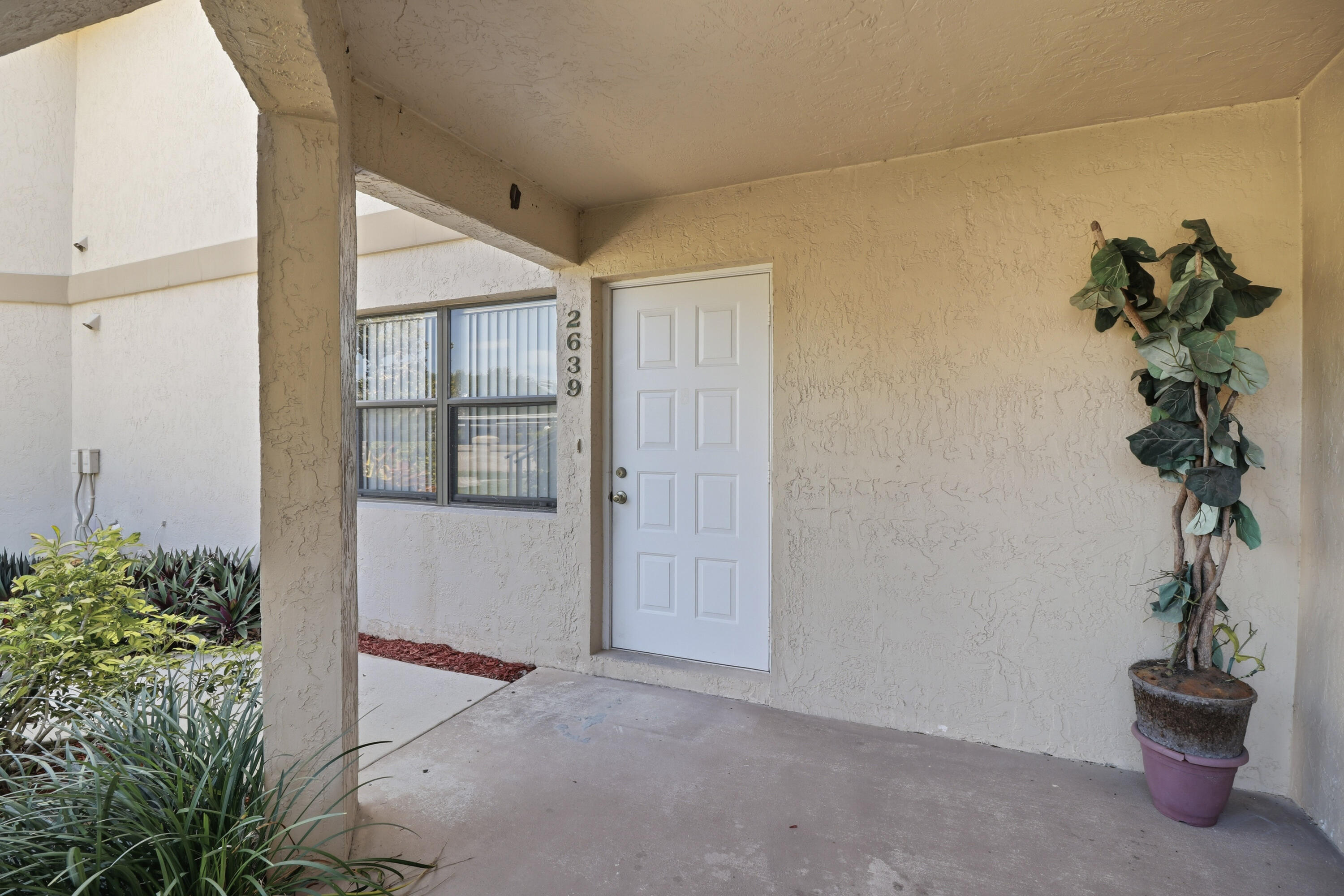 METES AND BOUNDS - Residential Lease