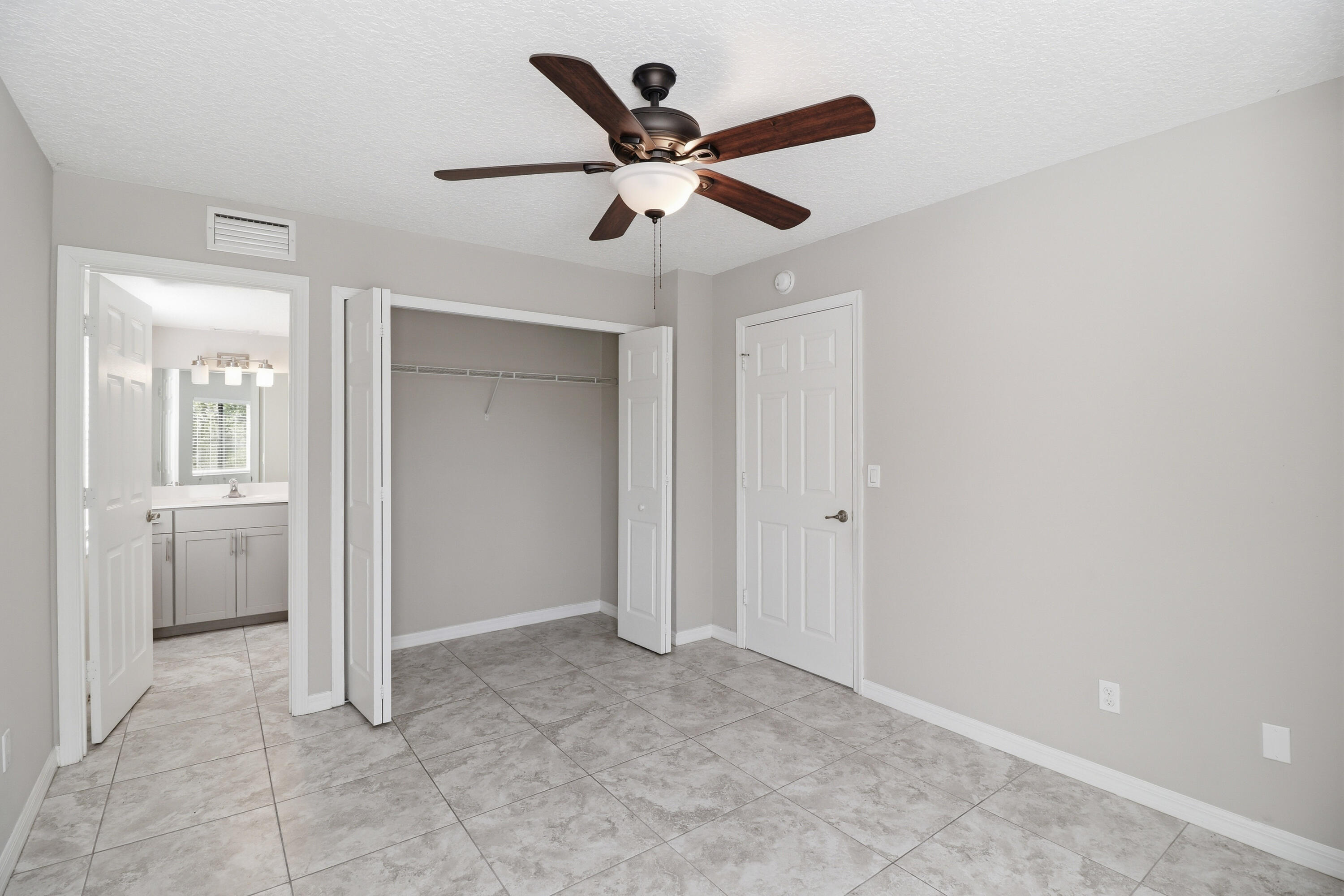 METES AND BOUNDS - Residential Lease
