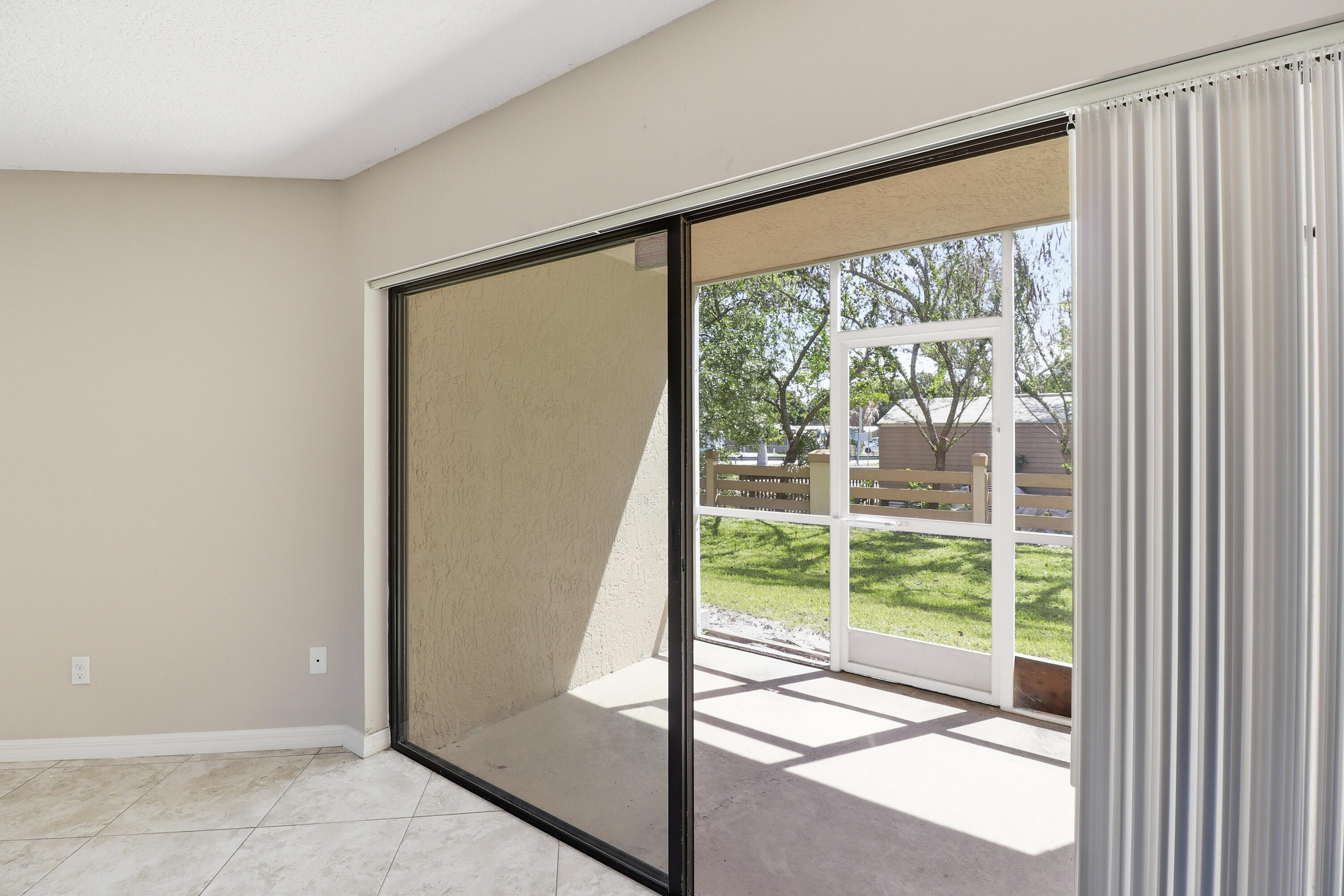 METES AND BOUNDS - Residential Lease