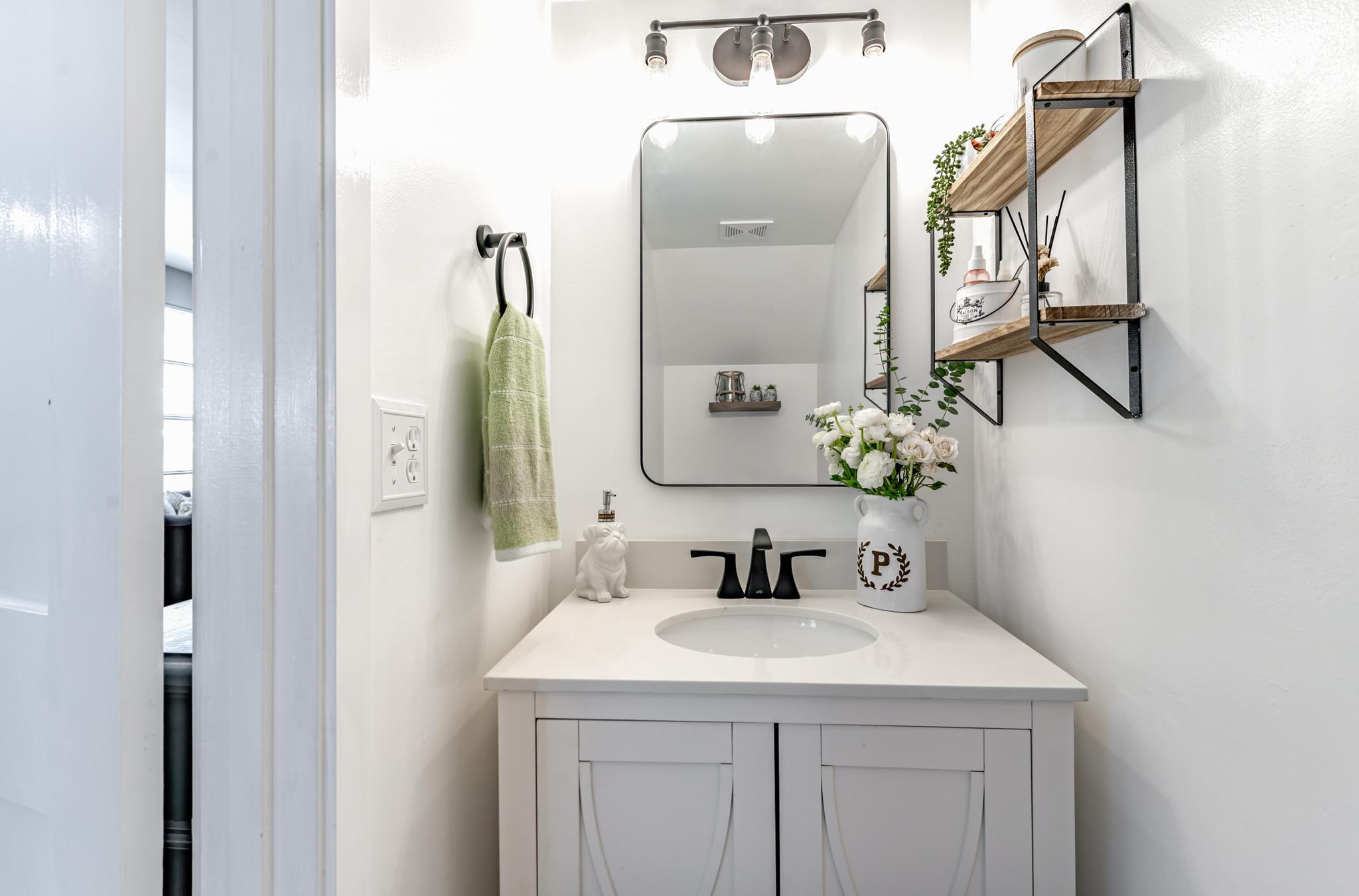 7 EAST CONDO - Residential