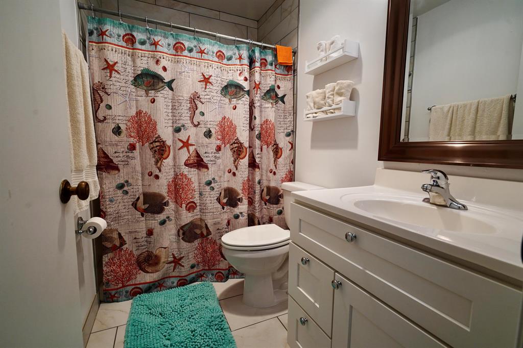 COLONNADES CONDOMINIUM NO - Residential