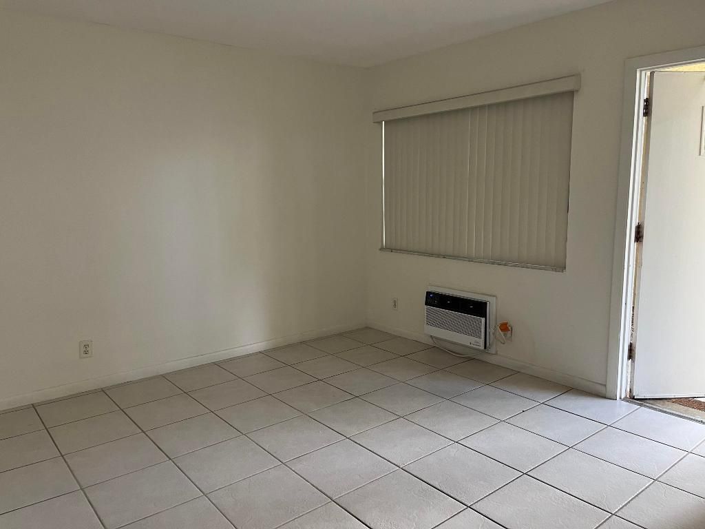Photo of 301 W Ocean Avenue #5, Lantana, FL 33462 (MLS # R11052940)
