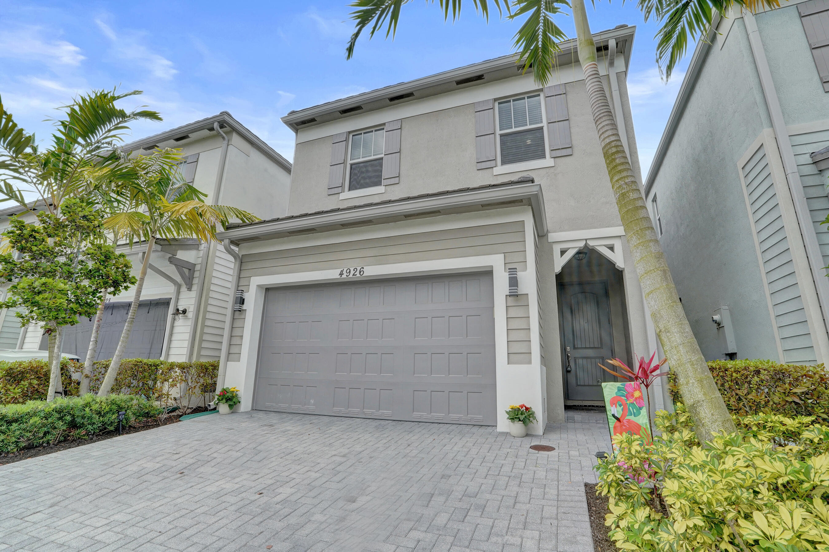 TRAILS AT CENTRAL PARC - Residential Lease