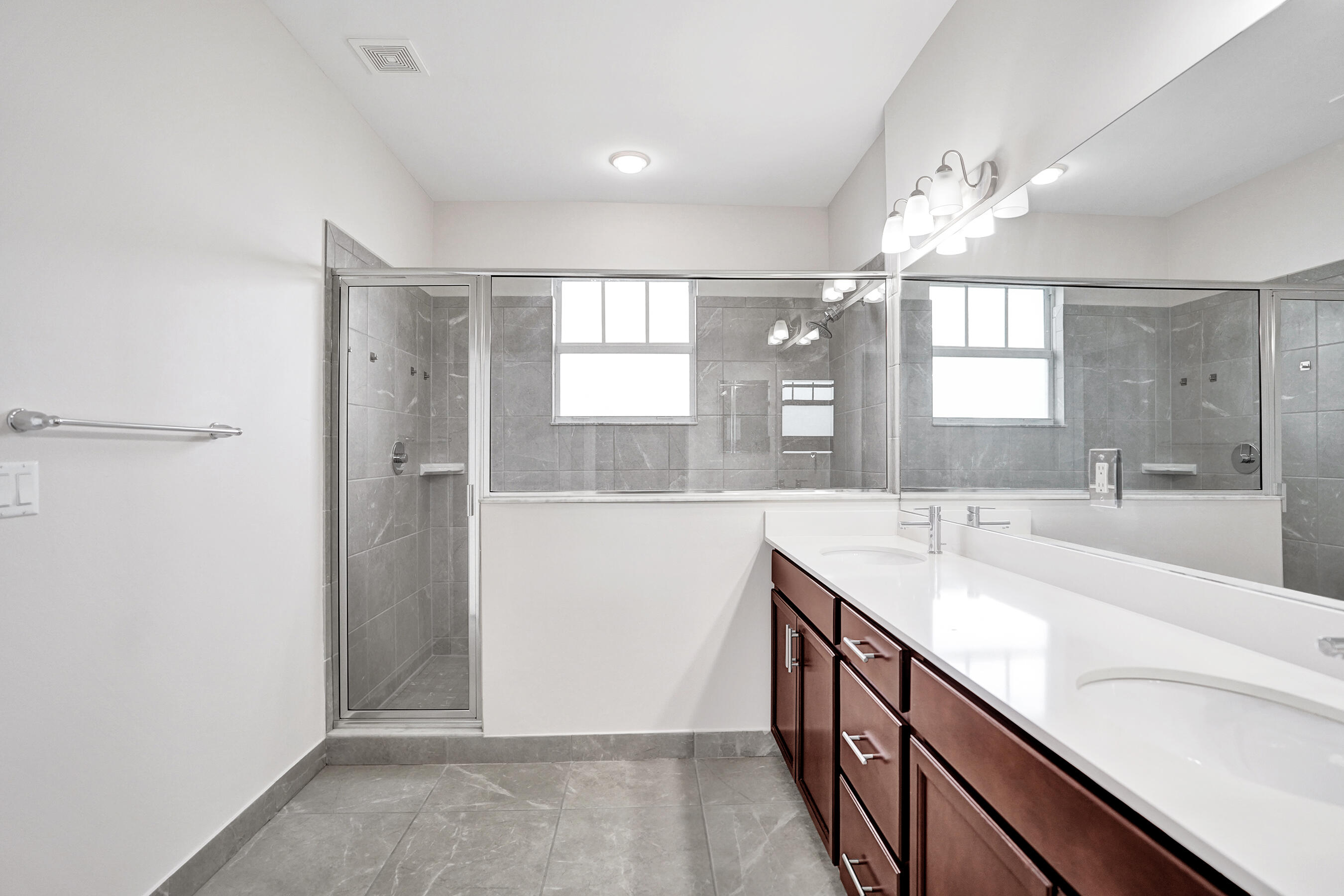 TRAILS AT CENTRAL PARC - Residential Lease